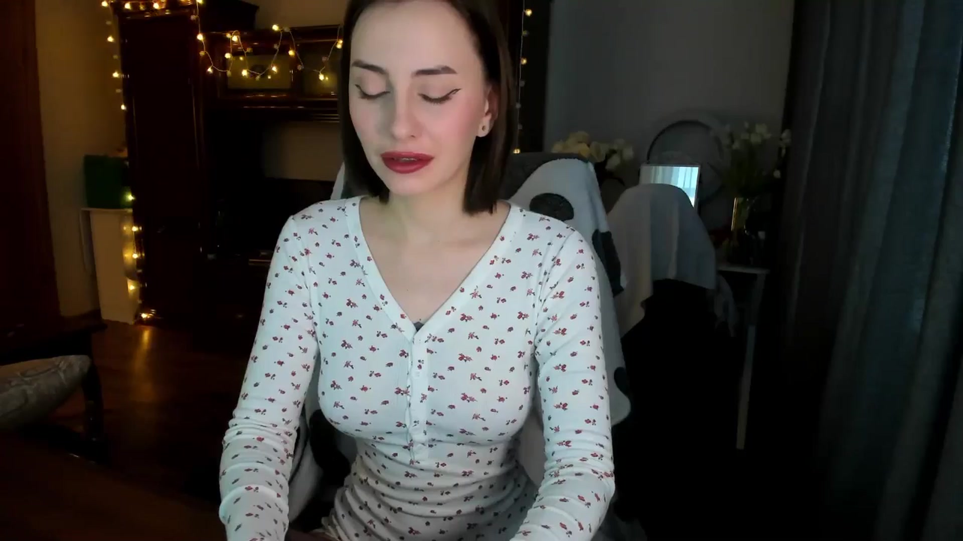 Gallery image thumbnail from Alien_Eva's myfreecams stream on, 03/11/2025, 01:46 image 12 of 20