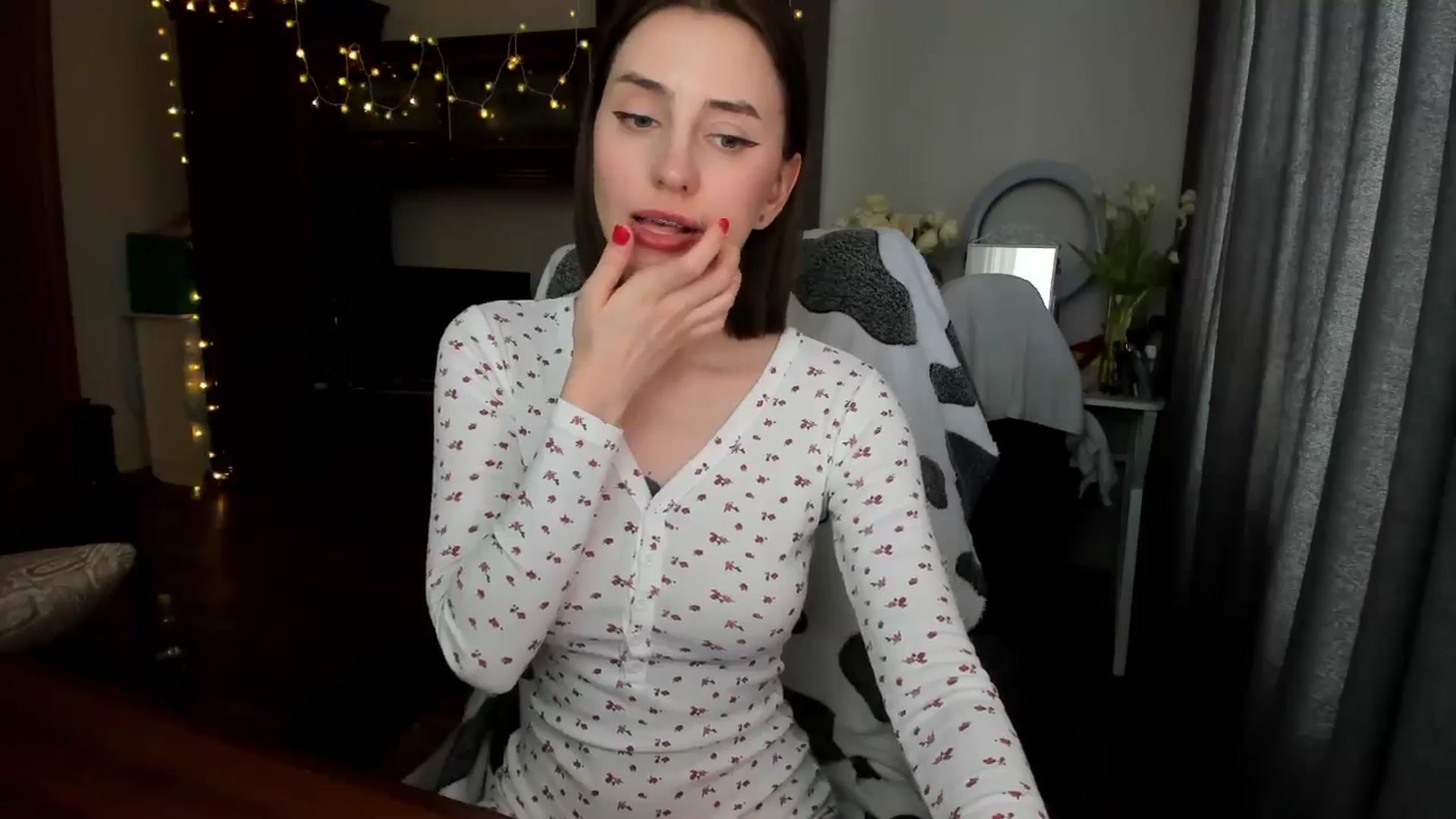 Gallery image thumbnail from Alien_Eva's myfreecams stream on, 03/11/2025, 06:00 image 12 of 20