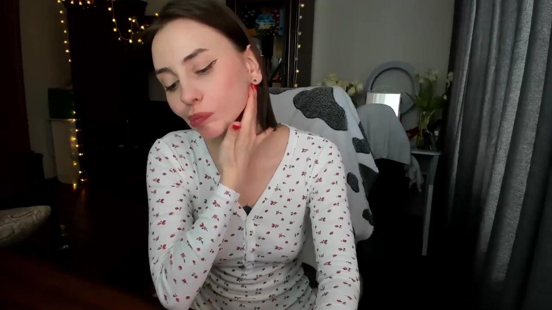 Gallery image thumbnail from Alien_Eva's myfreecams stream on, 03/11/2025, 06:00 image 11 of 20