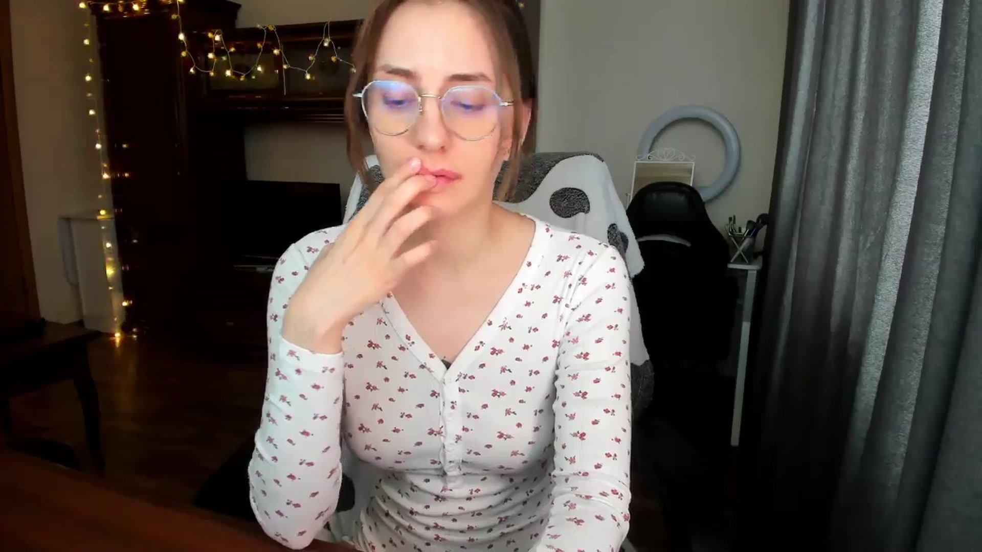 Gallery image thumbnail from Alien_Eva's myfreecams stream on, 03/21/2025, 06:26 image 16 of 20