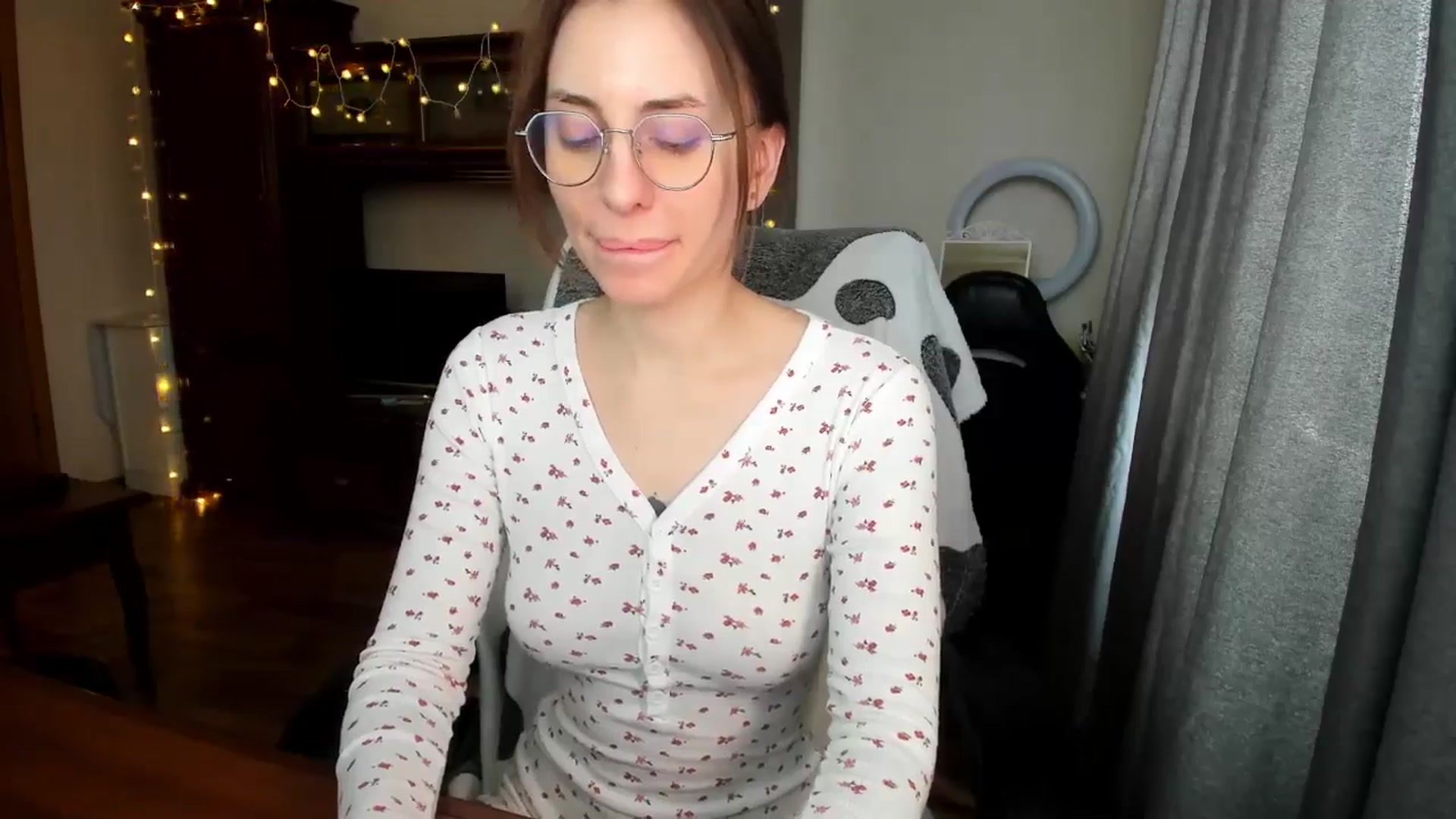 Gallery image thumbnail from Alien_Eva's myfreecams stream on, 03/21/2025, 06:26 image 3 of 20