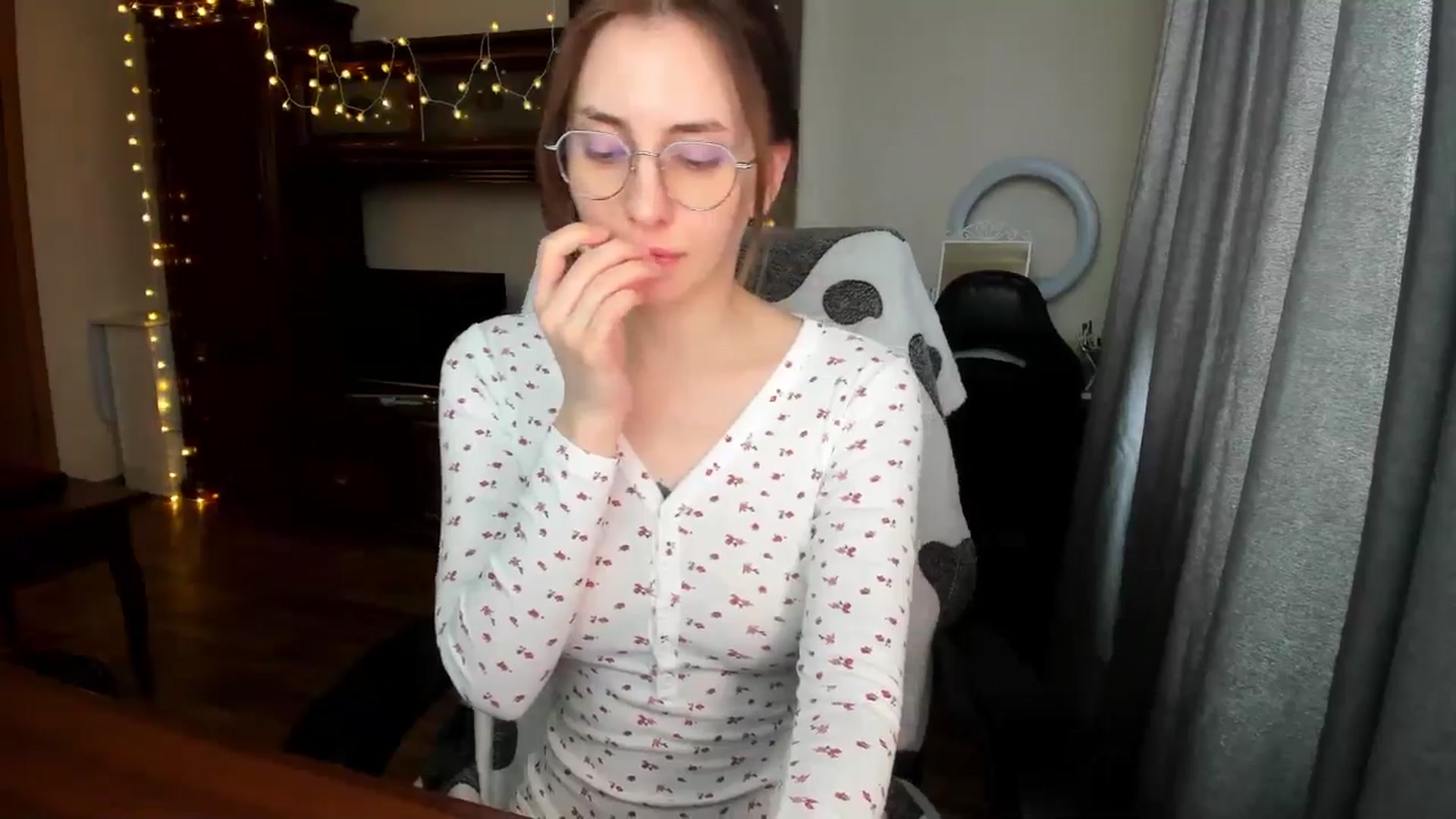 Gallery image thumbnail from Alien_Eva's myfreecams stream on, 03/21/2025, 06:26 image 6 of 20