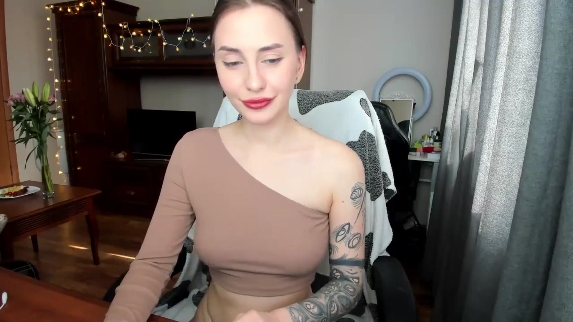 Gallery image thumbnail from Alien_Eva's myfreecams stream on, 03/27/2025, 03:42 image 16 of 20