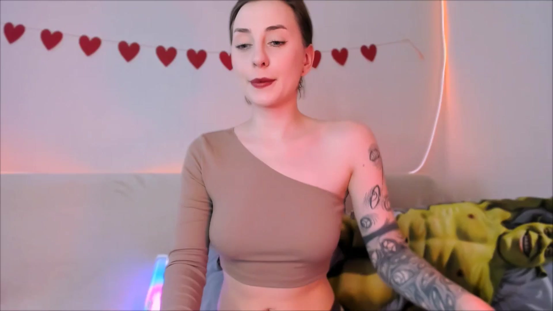 Gallery image thumbnail from Alien_Eva's myfreecams stream on, 06/30/2025, 02:37 image 4 of 20