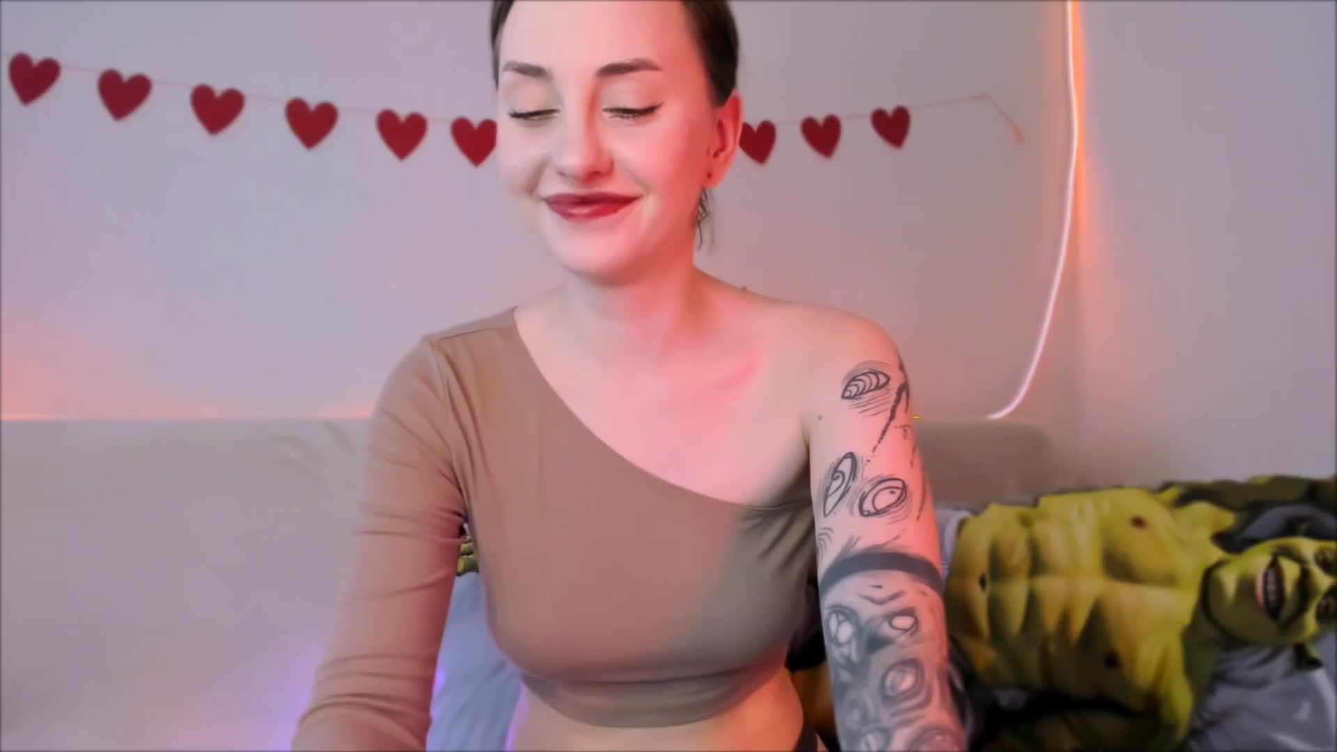 Gallery image thumbnail from Alien_Eva's myfreecams stream on, 06/30/2025, 02:37 image 3 of 20