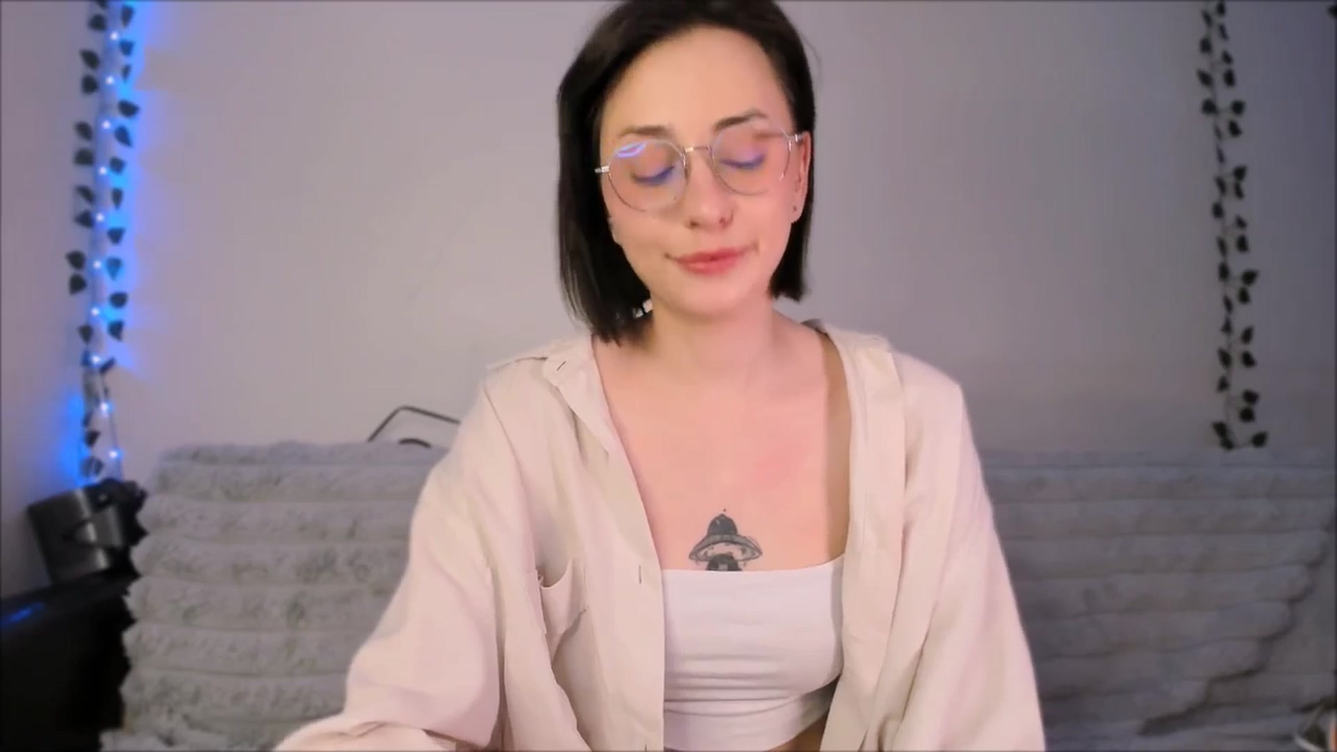 Gallery image thumbnail from Alien_Eva's myfreecams stream on, 07/04/2025, 03:10 image 9 of 20