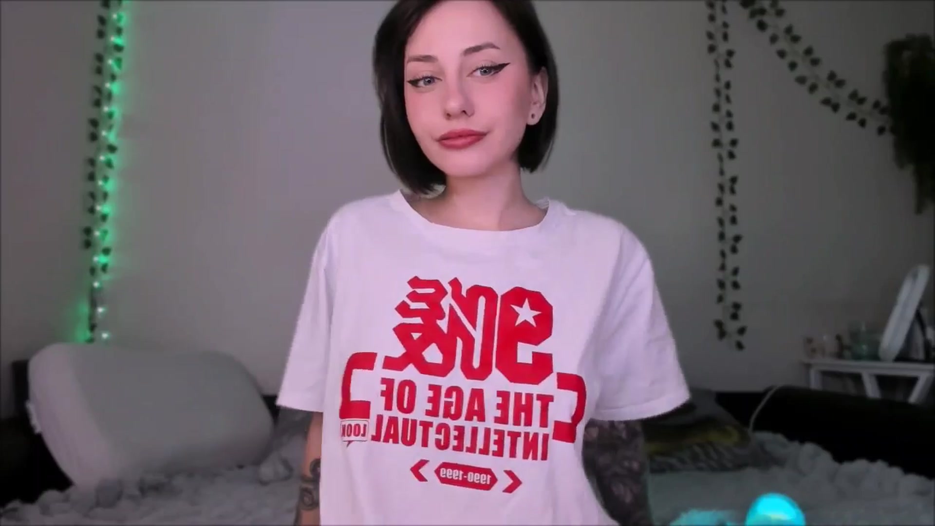 Gallery image thumbnail from Alien_Eva's myfreecams stream on, 07/08/2025, 02:57 image 6 of 20