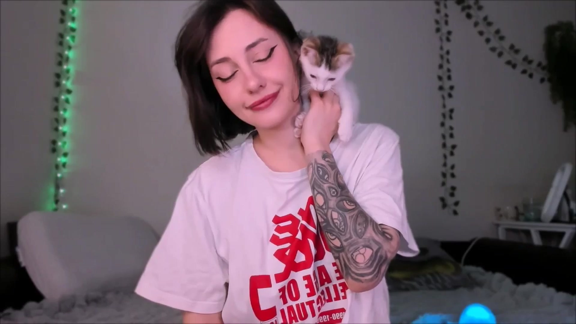 Gallery image thumbnail from Alien_Eva's myfreecams stream on, 07/08/2025, 02:57 image 8 of 20