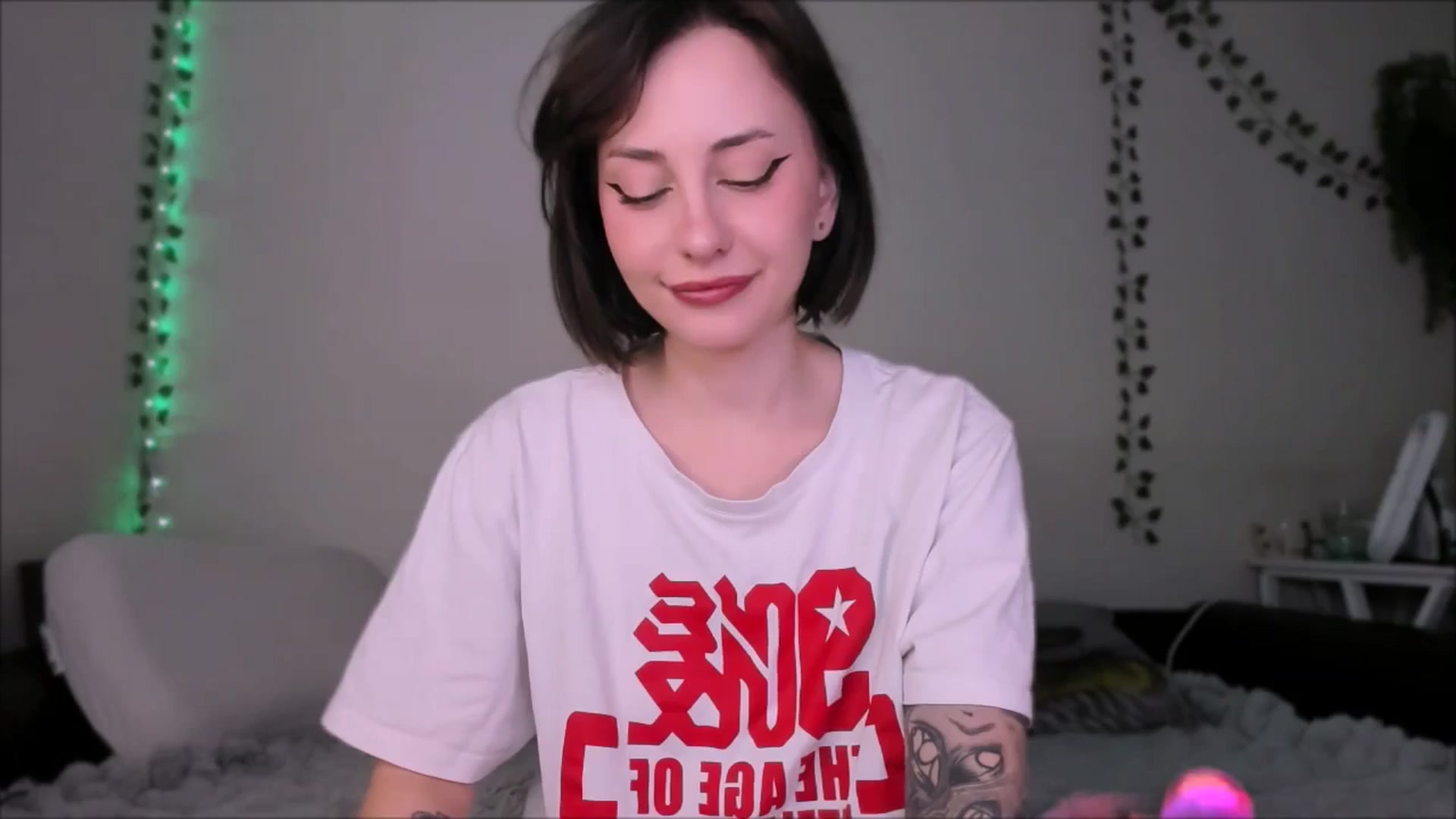 Gallery image thumbnail from Alien_Eva's myfreecams stream on, 07/08/2025, 02:57 image 11 of 20