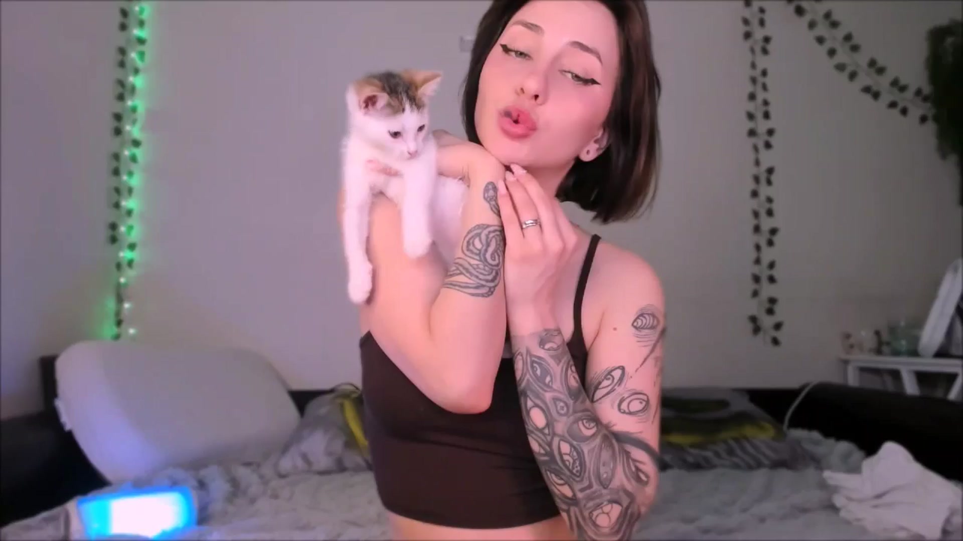 Gallery image thumbnail from Alien_Eva's myfreecams stream on, 07/08/2025, 06:38 image 1 of 20