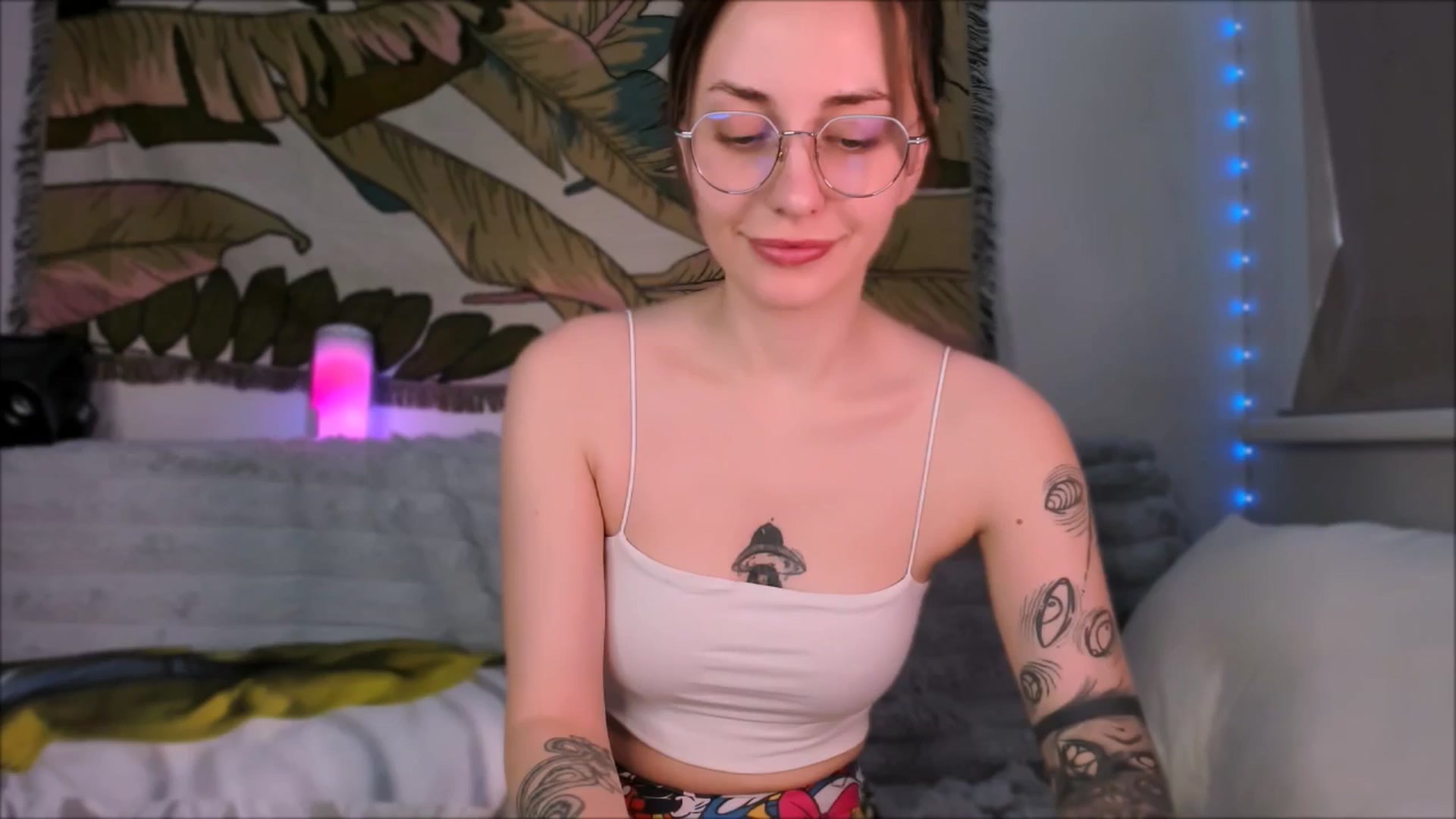 Gallery image thumbnail from Alien_Eva's myfreecams stream on, 07/30/2025, 06:06 image 1 of 20