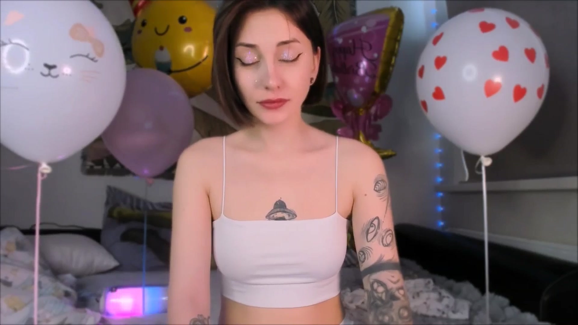 Gallery image thumbnail from Alien_Eva's myfreecams stream on, 08/04/2025, 04:06 image 13 of 20