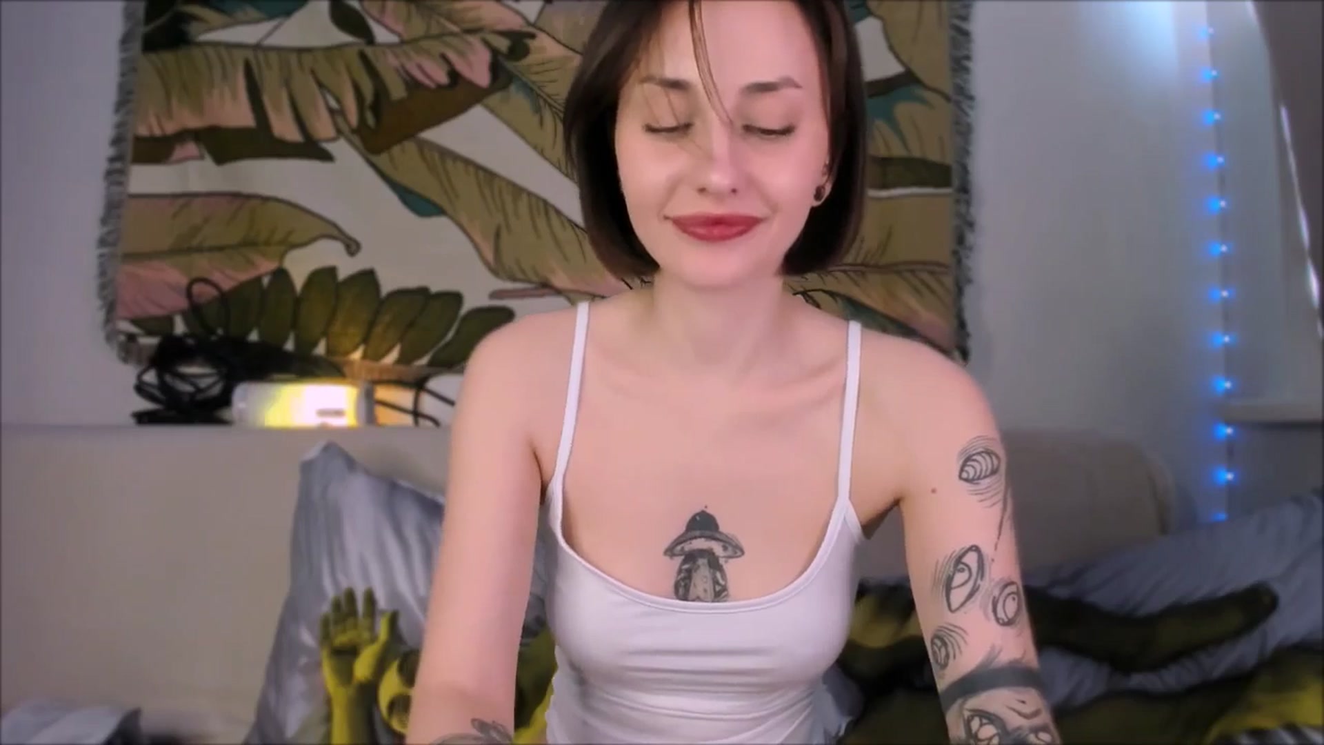 Gallery image thumbnail from Alien_Eva's myfreecams stream on, 08/13/2025, 06:25 image 18 of 20