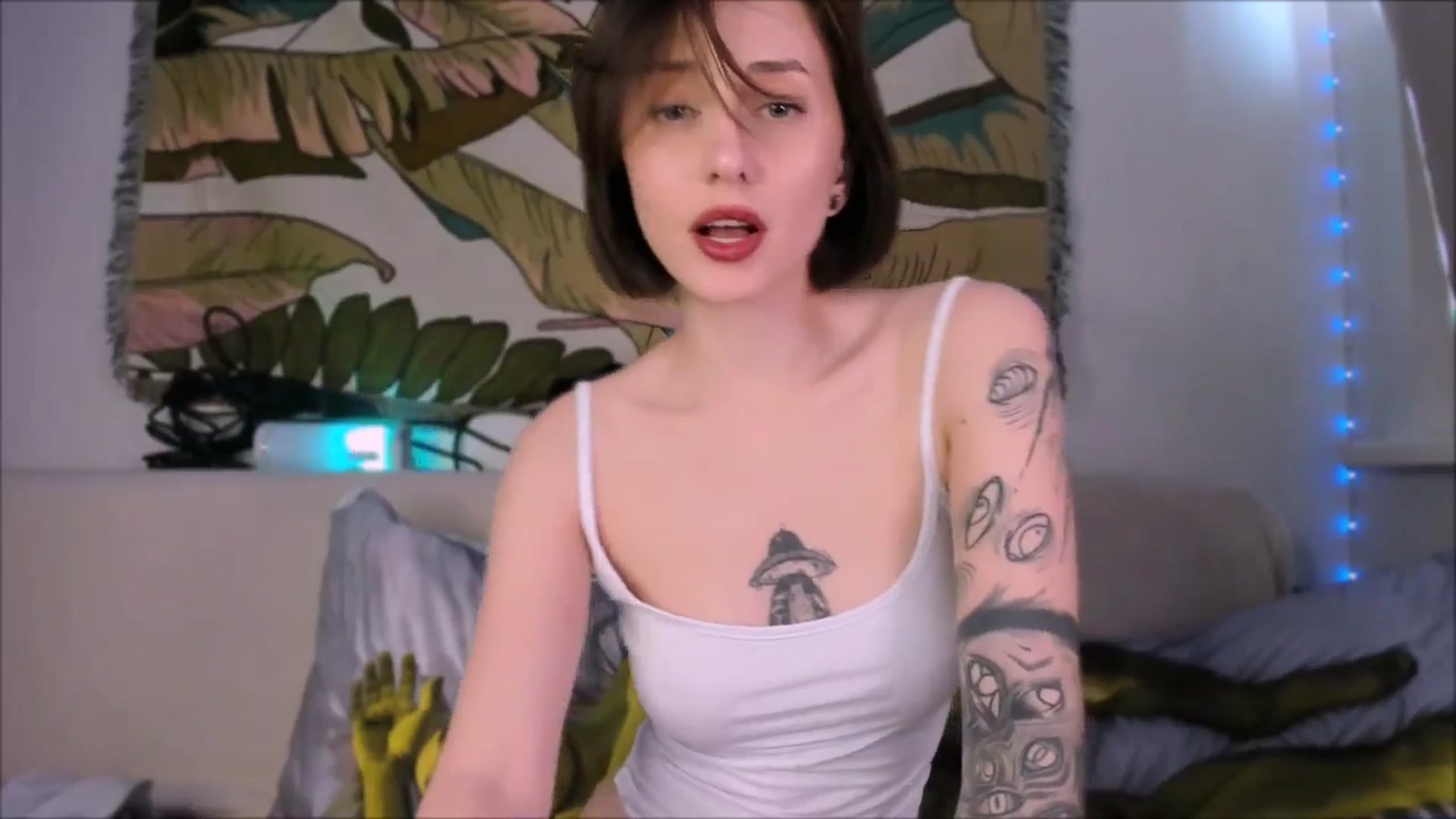Gallery image thumbnail from Alien_Eva's myfreecams stream on, 08/13/2025, 06:25 image 3 of 20