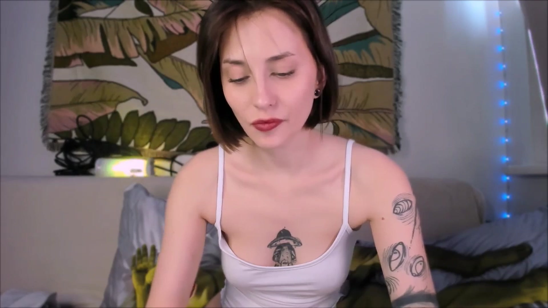 Gallery image thumbnail from Alien_Eva's myfreecams stream on, 08/13/2025, 06:25 image 4 of 20