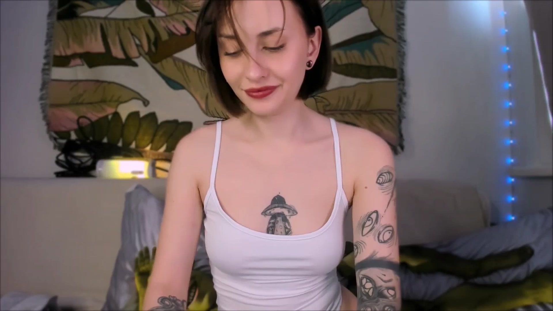 Gallery image thumbnail from Alien_Eva's myfreecams stream on, 08/13/2025, 06:25 image 11 of 20