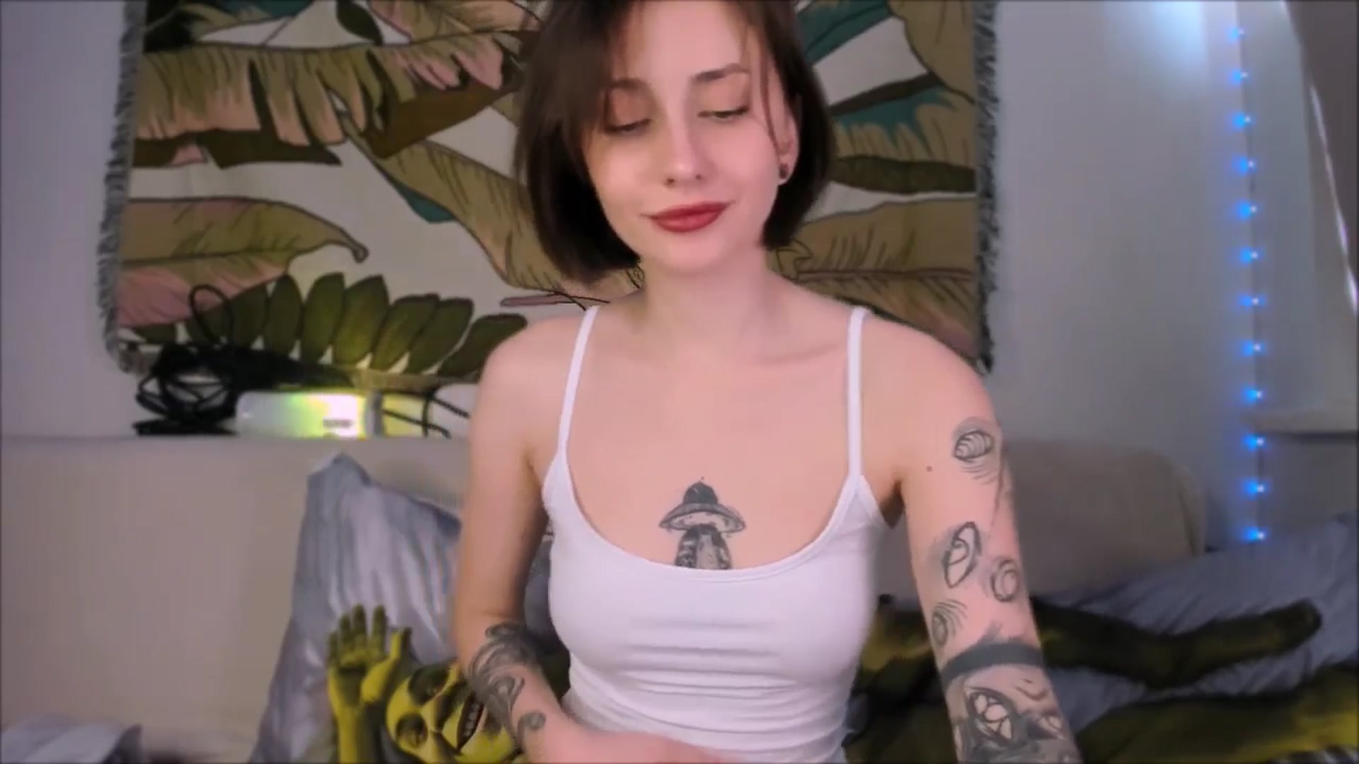 Gallery image thumbnail from Alien_Eva's myfreecams stream on, 08/13/2025, 06:25 image 7 of 20