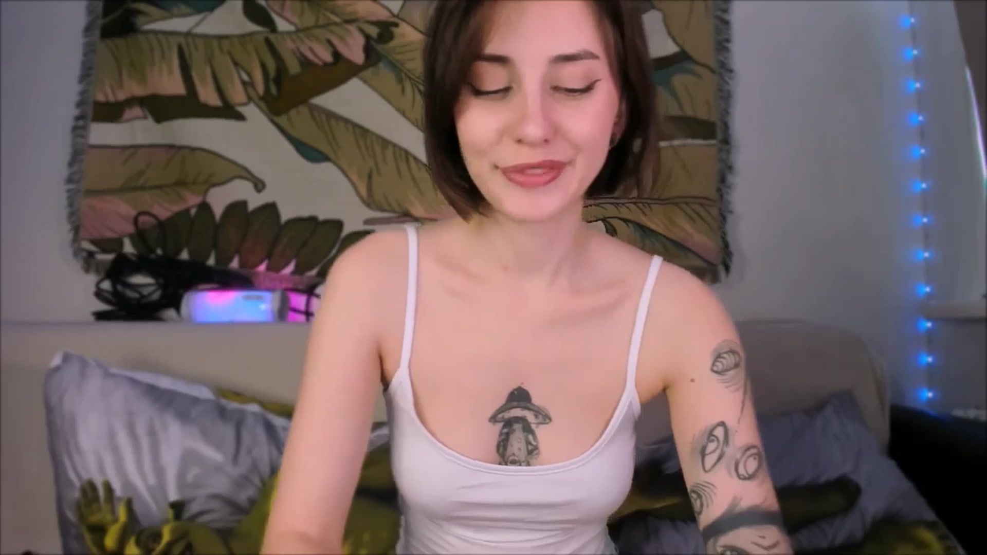 Gallery image thumbnail from Alien_Eva's myfreecams stream on, 08/14/2025, 06:48 image 2 of 20