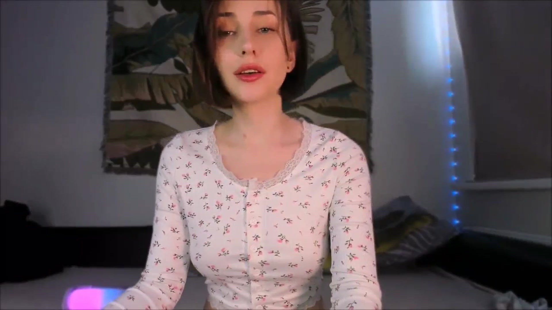 Gallery image thumbnail from Alien_Eva's myfreecams stream on, 08/19/2025, 03:05 image 2 of 20