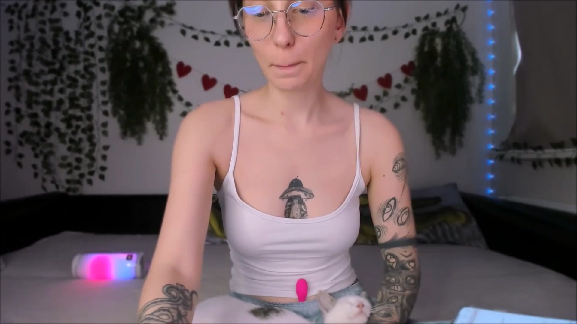 Gallery image thumbnail from Alien_Eva's myfreecams stream on, 08/20/2025, 06:34 image 17 of 20