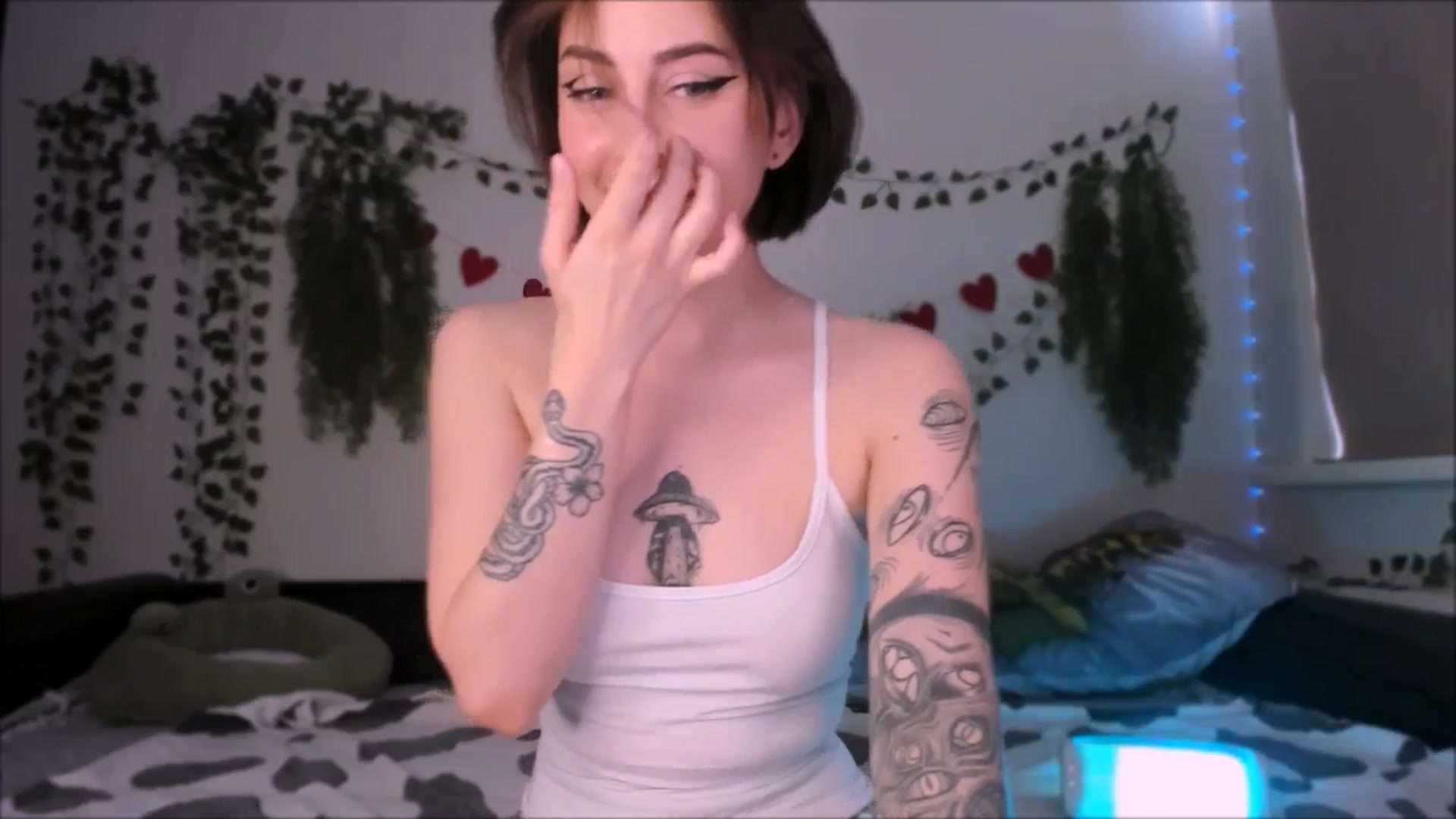 Gallery image thumbnail from Alien_Eva's myfreecams stream on, 08/27/2025, 02:26 image 15 of 20