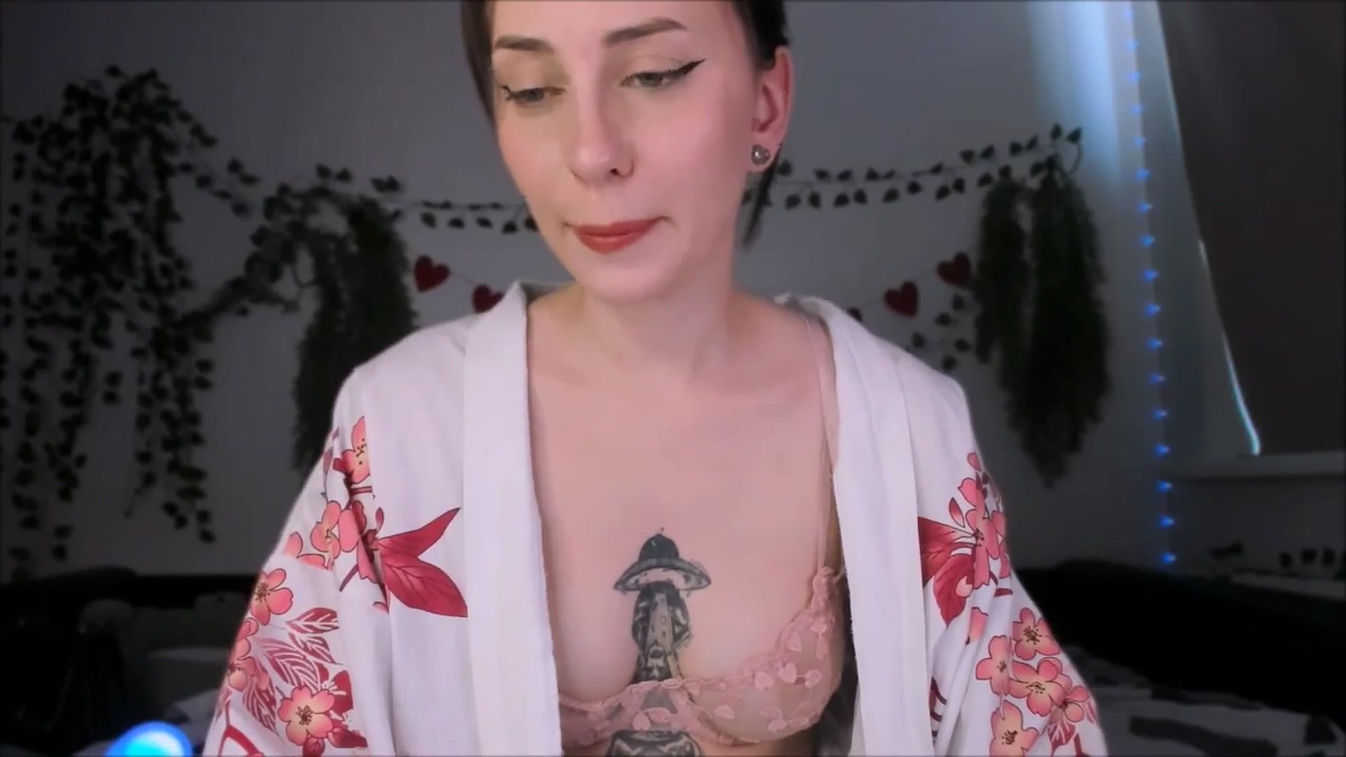 Gallery image thumbnail from Alien_Eva's myfreecams stream on, 08/28/2025, 05:07 image 17 of 20