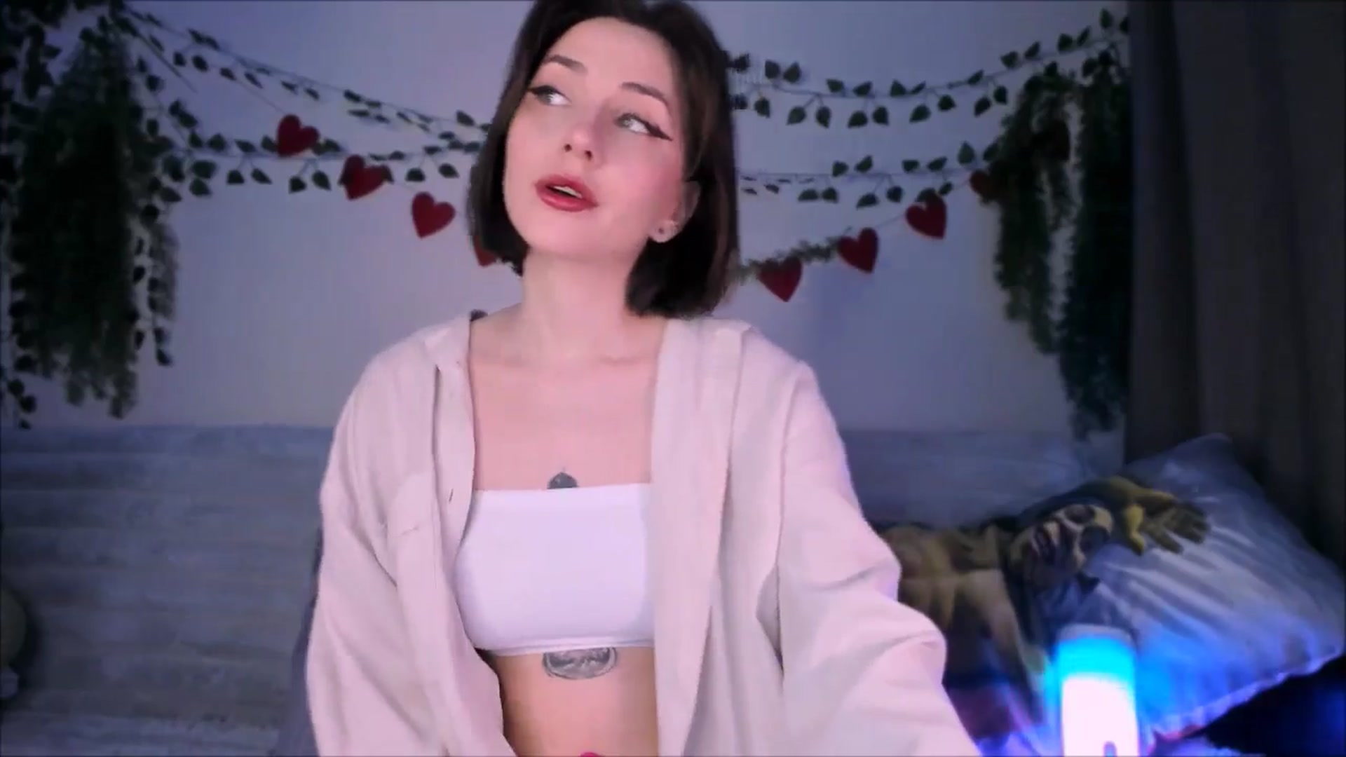 Gallery image thumbnail from Alien_Eva's myfreecams stream on, 09/10/2025, 01:48 image 10 of 20