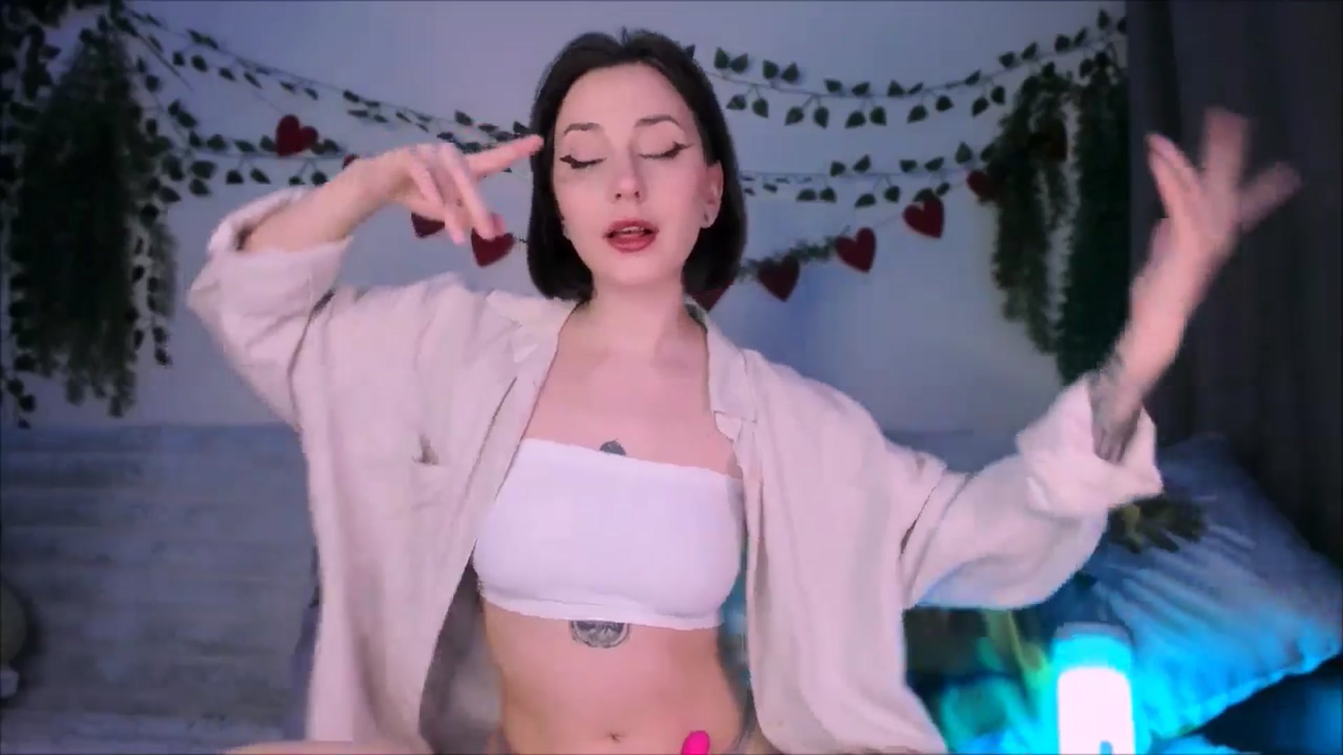 Gallery image thumbnail from Alien_Eva's myfreecams stream on, 09/10/2025, 01:48 image 5 of 20