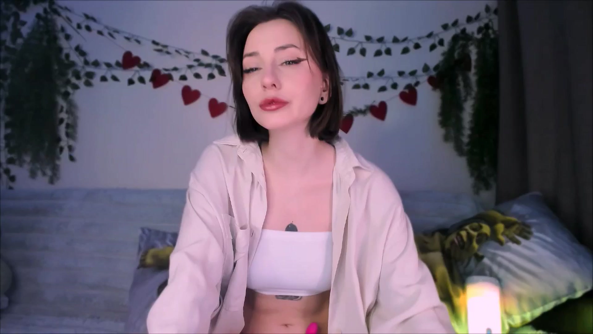 Gallery image thumbnail from Alien_Eva's myfreecams stream on, 09/10/2025, 01:48 image 1 of 20
