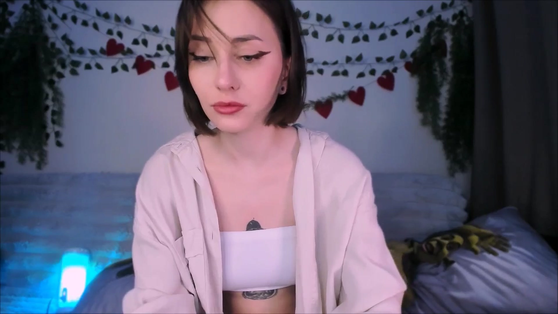 Gallery image thumbnail from Alien_Eva's myfreecams stream on, 09/10/2025, 03:06 image 5 of 20
