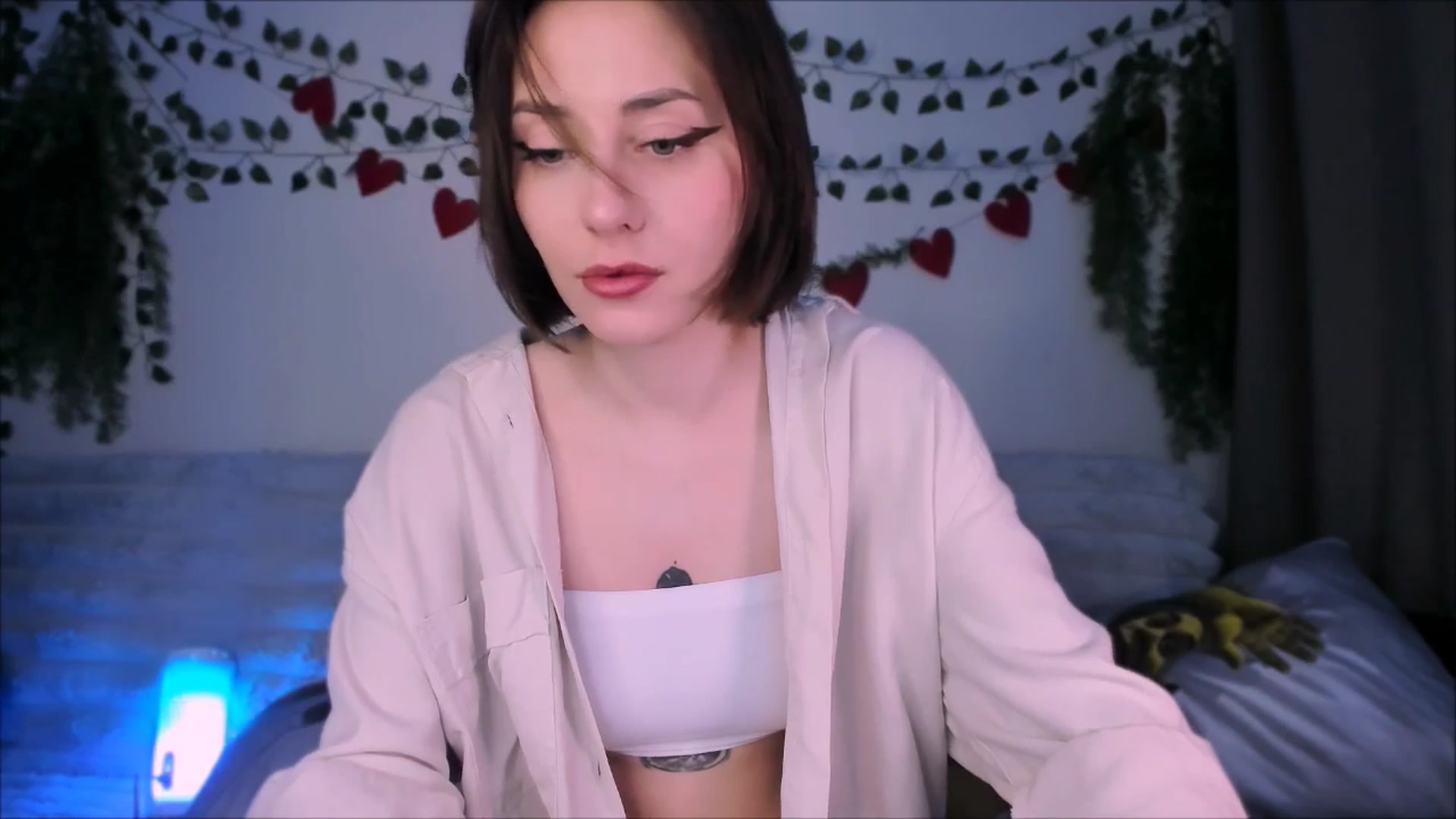 Gallery image thumbnail from Alien_Eva's myfreecams stream on, 09/10/2025, 03:06 image 15 of 20