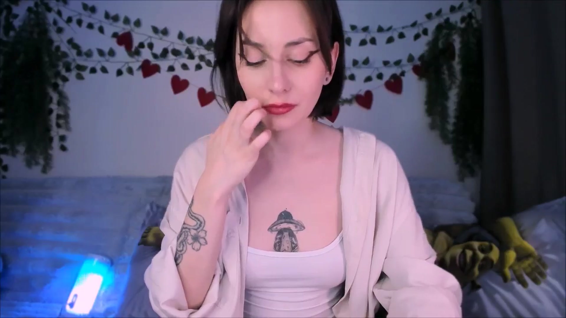 Gallery image thumbnail from Alien_Eva's myfreecams stream on, 09/10/2025, 05:25 image 19 of 20