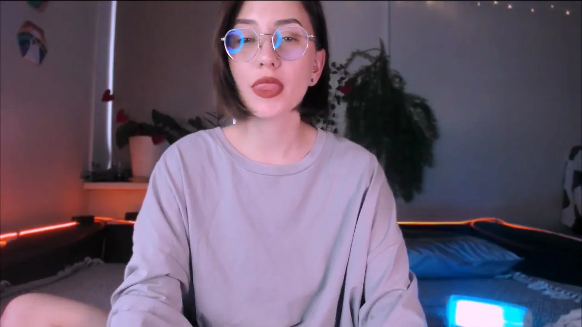 Gallery image thumbnail from Alien_Eva's myfreecams stream on, 09/13/2025, 06:00 image 4 of 20