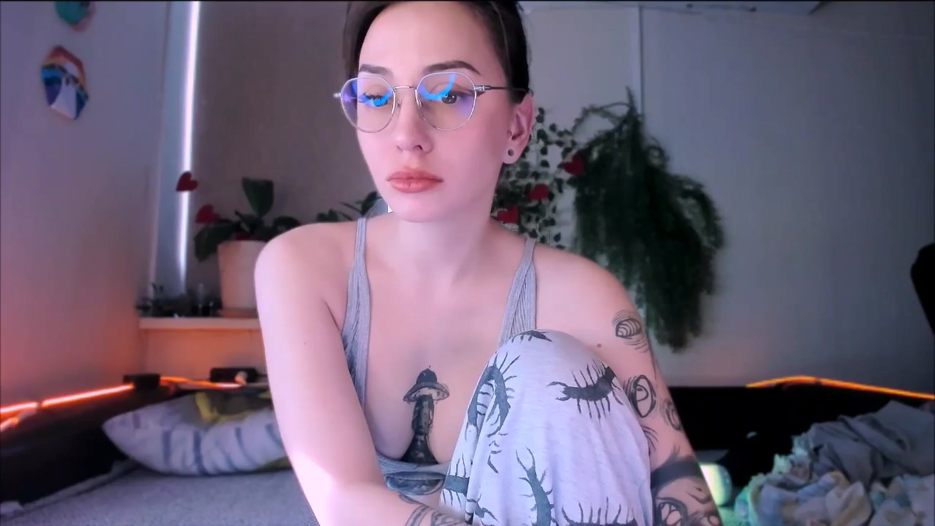 Gallery image thumbnail from Alien_Eva's myfreecams stream on, 09/15/2025, 03:03 image 12 of 20