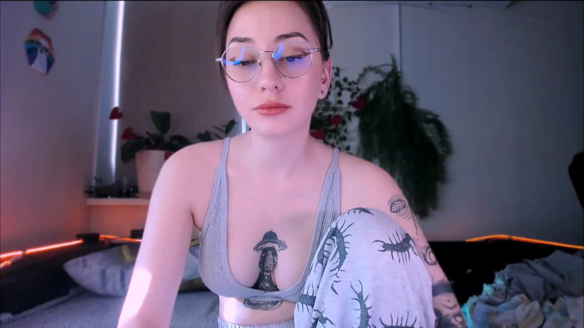 Gallery image thumbnail from Alien_Eva's myfreecams stream on, 09/15/2025, 03:03 image 13 of 20