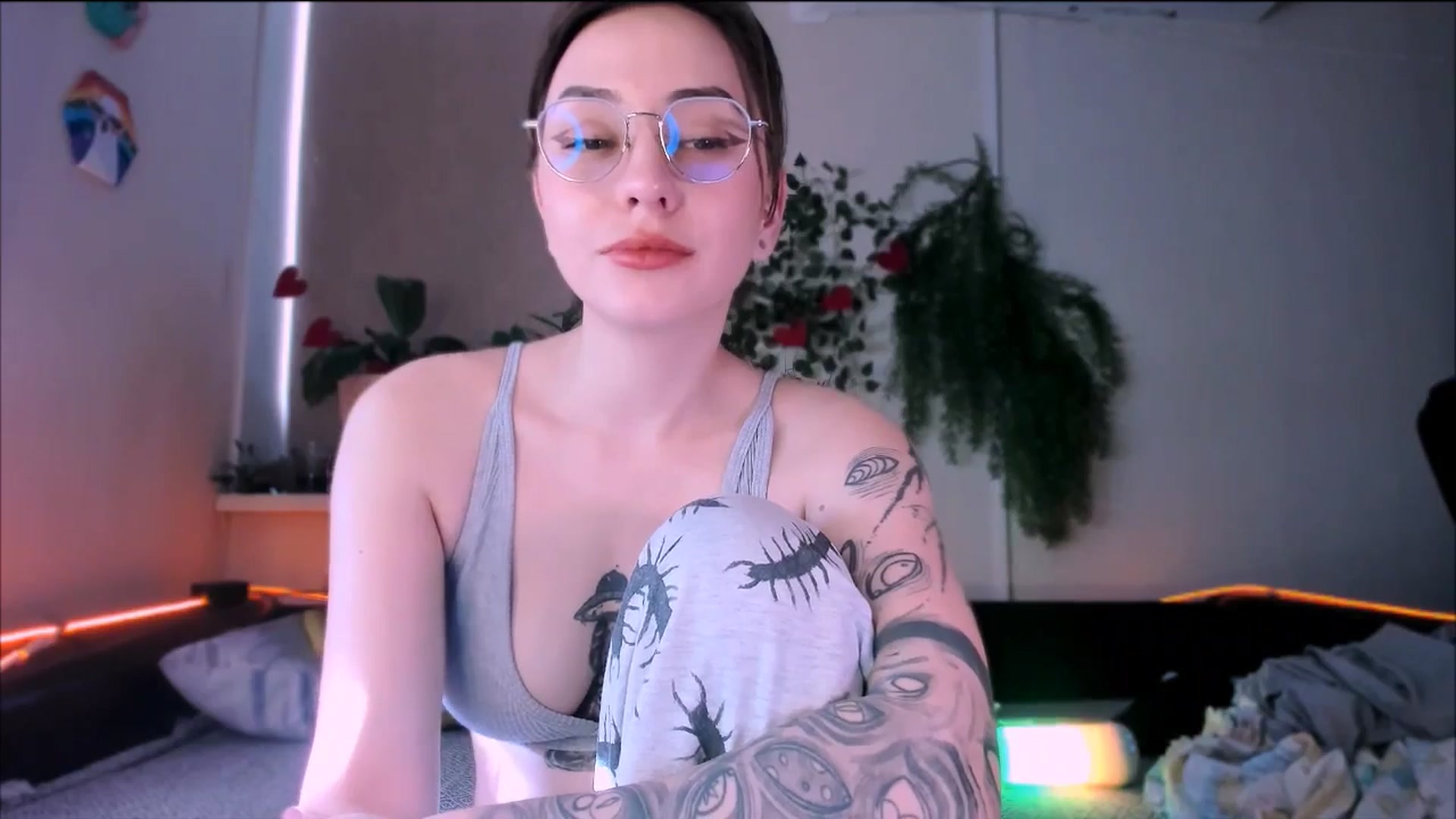Gallery image thumbnail from Alien_Eva's myfreecams stream on, 09/15/2025, 03:03 image 11 of 20