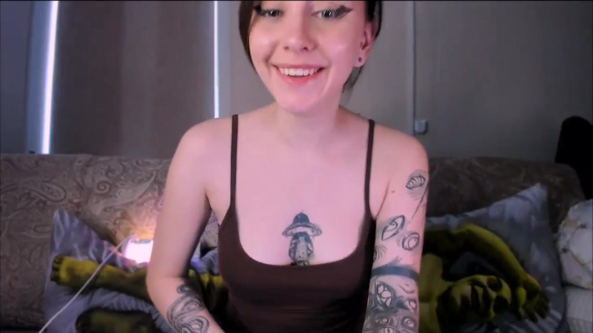 Gallery image thumbnail from Alien_Eva's myfreecams stream on, 09/20/2025, 05:22 image 8 of 20