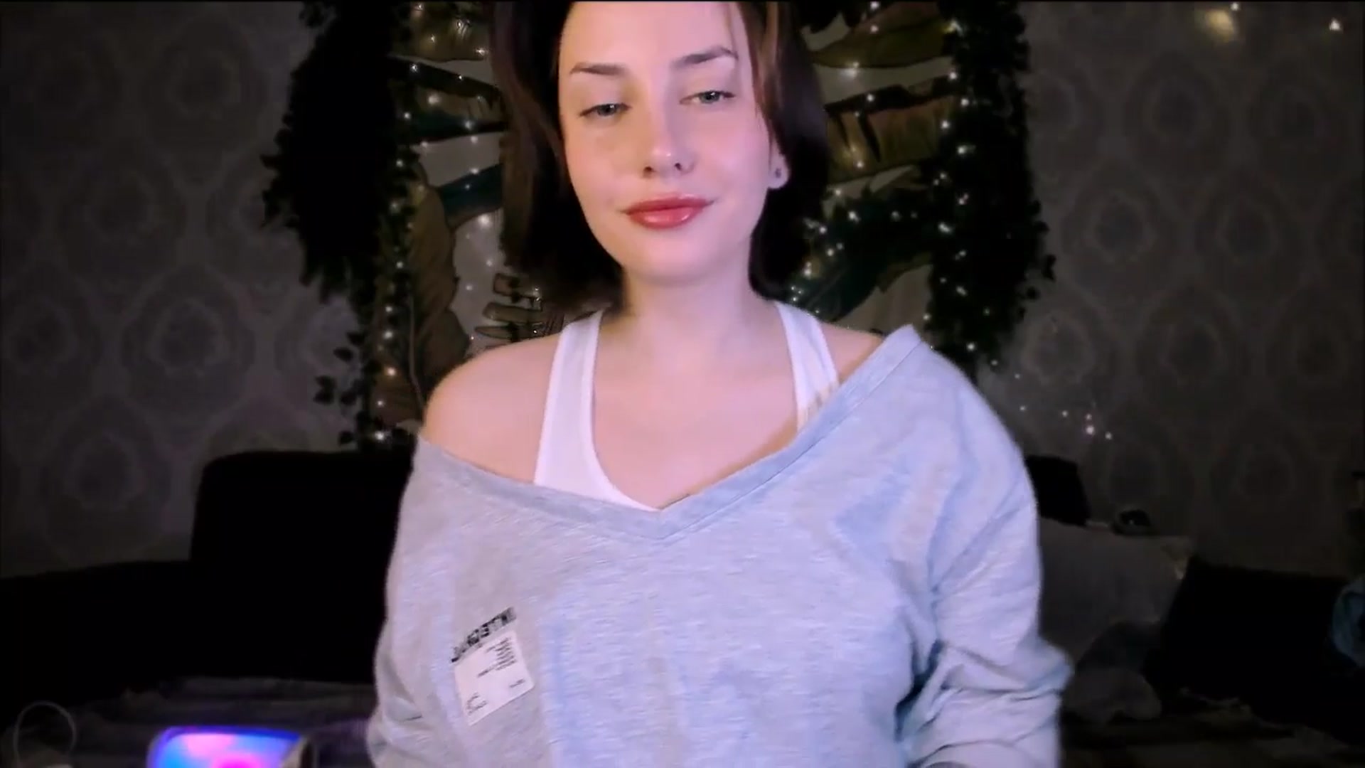 Gallery image thumbnail from Alien_Eva's myfreecams stream on, 10/19/2025, 02:42 image 14 of 20