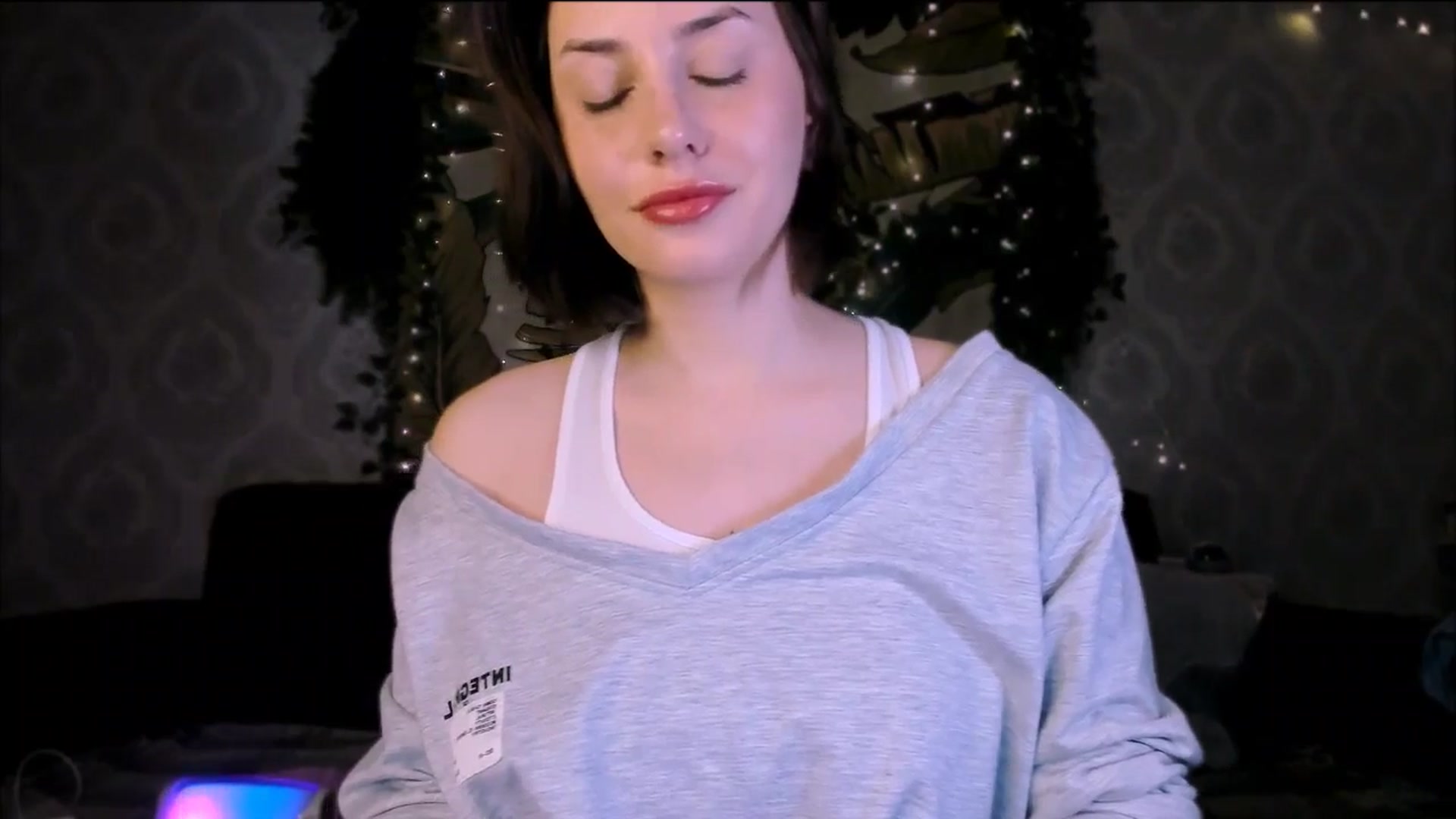 Gallery image thumbnail from Alien_Eva's myfreecams stream on, 10/19/2025, 02:42 image 18 of 20