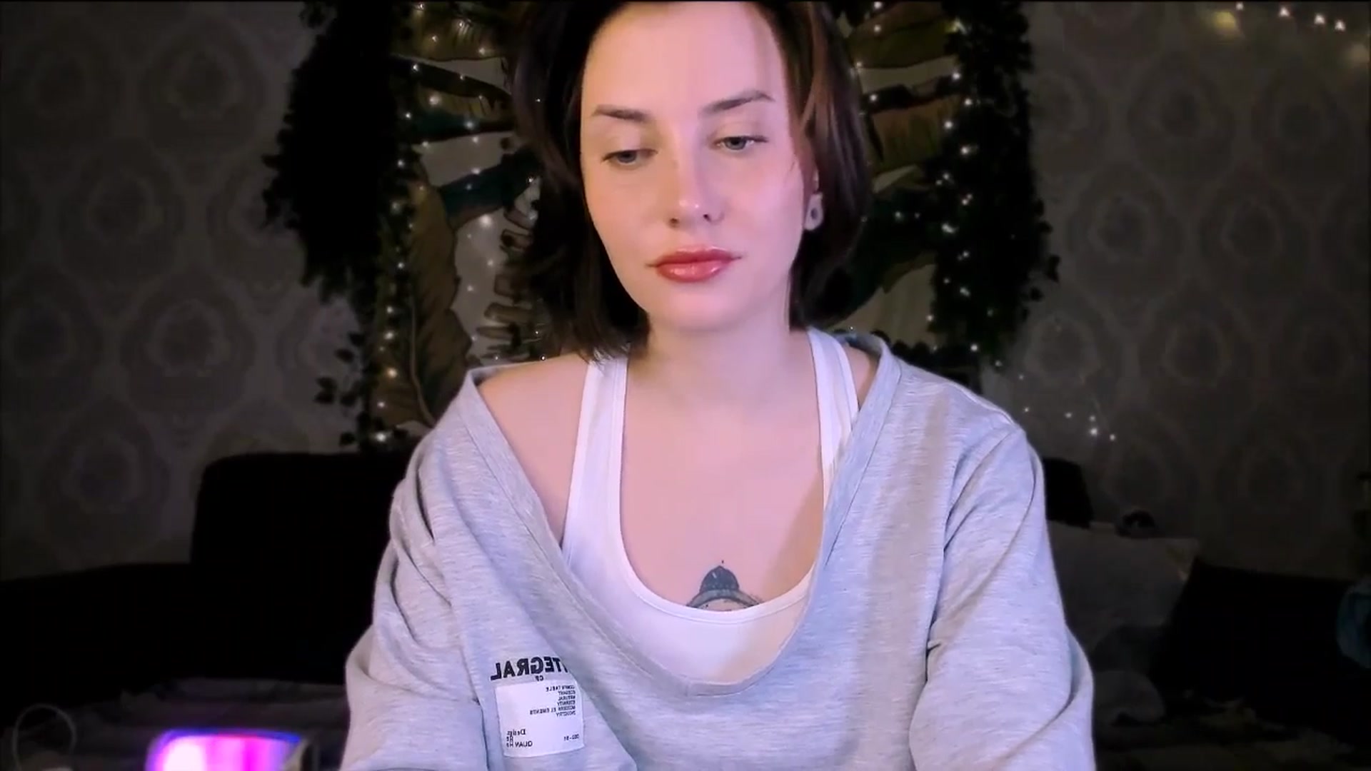 Gallery image thumbnail from Alien_Eva's myfreecams stream on, 10/19/2025, 02:42 image 9 of 20