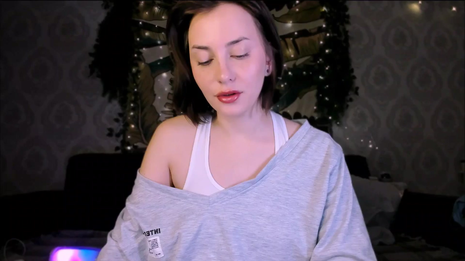 Gallery image thumbnail from Alien_Eva's myfreecams stream on, 10/19/2025, 02:42 image 1 of 20