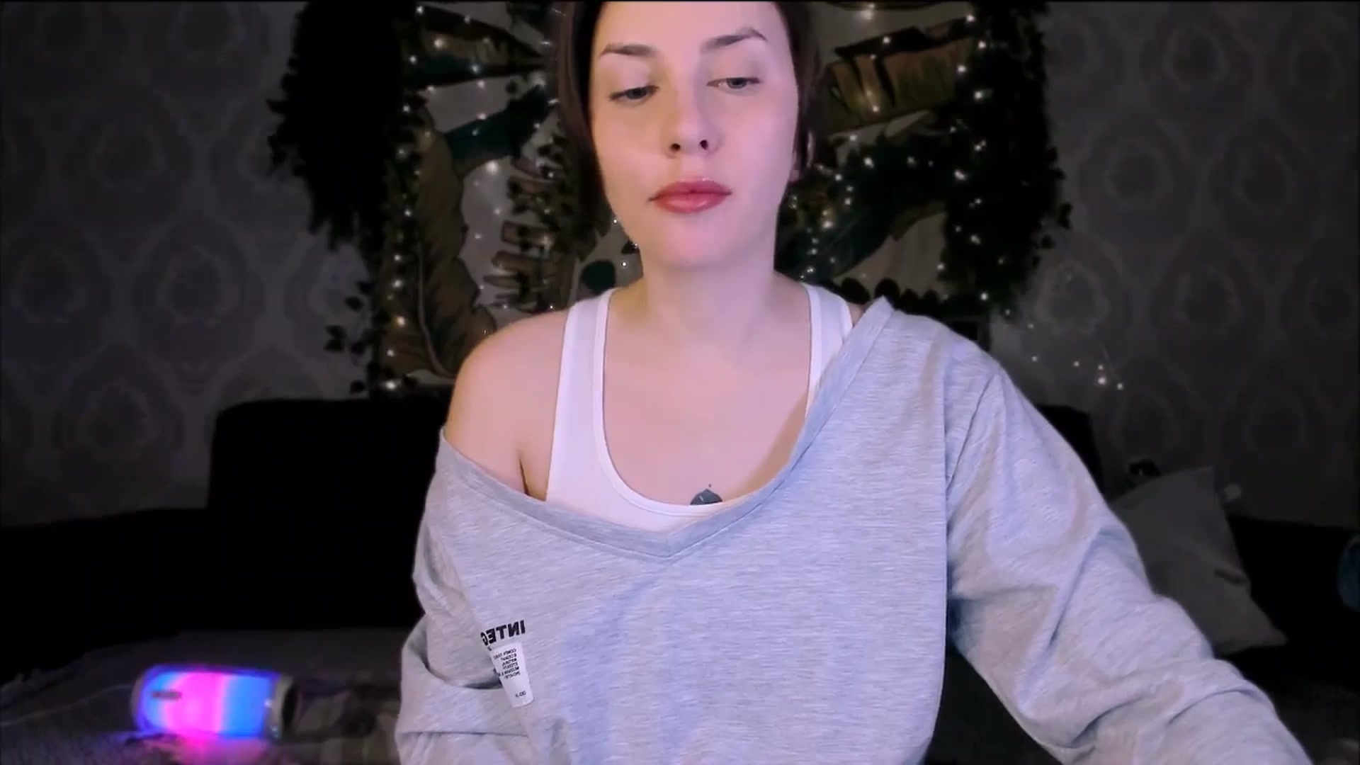 Gallery image thumbnail from Alien_Eva's myfreecams stream on, 10/19/2025, 06:03 image 6 of 20