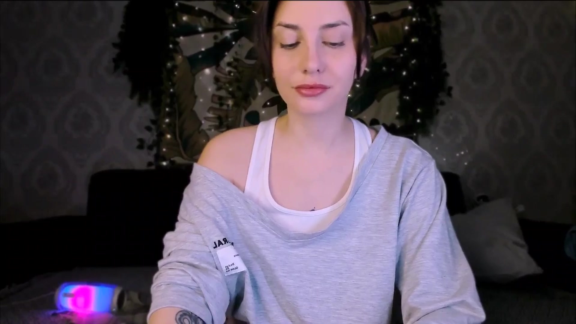 Gallery image thumbnail from Alien_Eva's myfreecams stream on, 10/19/2025, 06:03 image 19 of 20