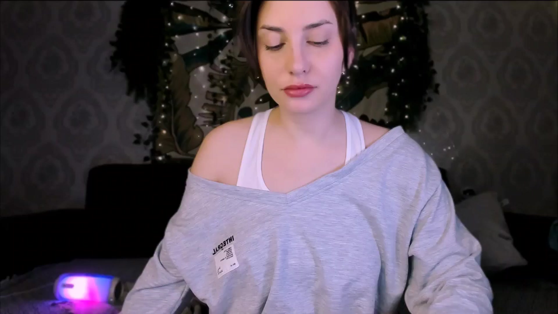 Gallery image thumbnail from Alien_Eva's myfreecams stream on, 10/19/2025, 06:03 image 13 of 20