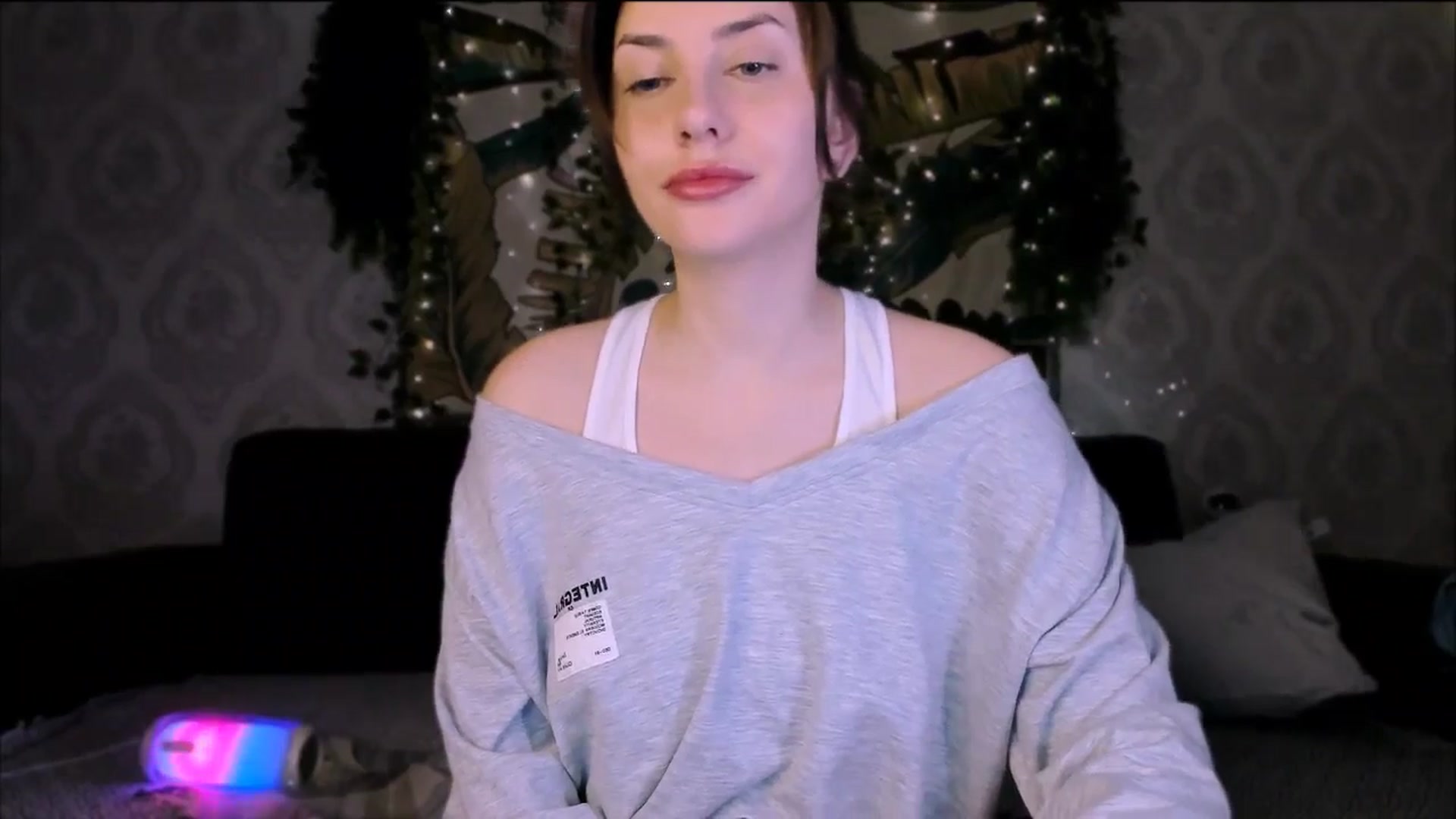 Gallery image thumbnail from Alien_Eva's myfreecams stream on, 10/19/2025, 06:03 image 11 of 20