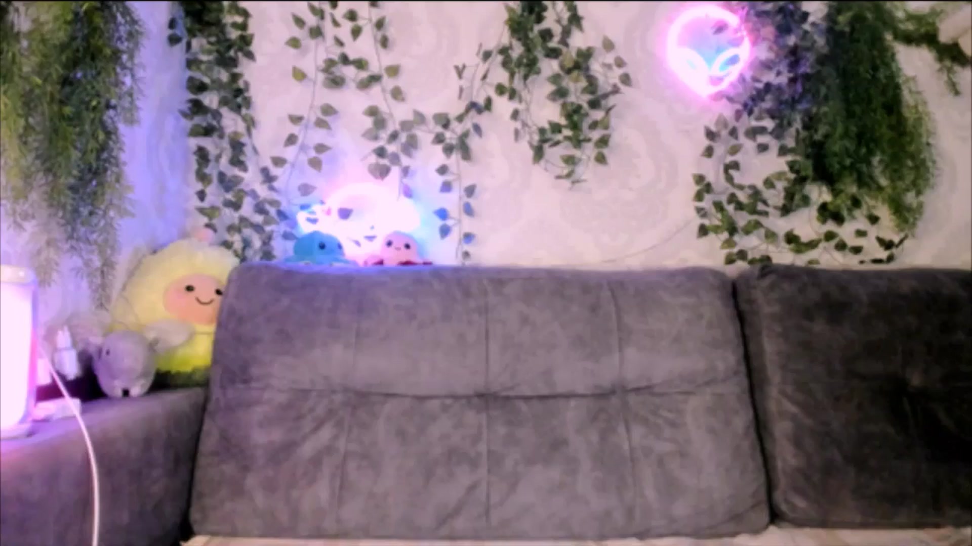 Gallery image thumbnail from Alien_Eva's myfreecams stream on, 10/24/2025, 05:03 image 3 of 20
