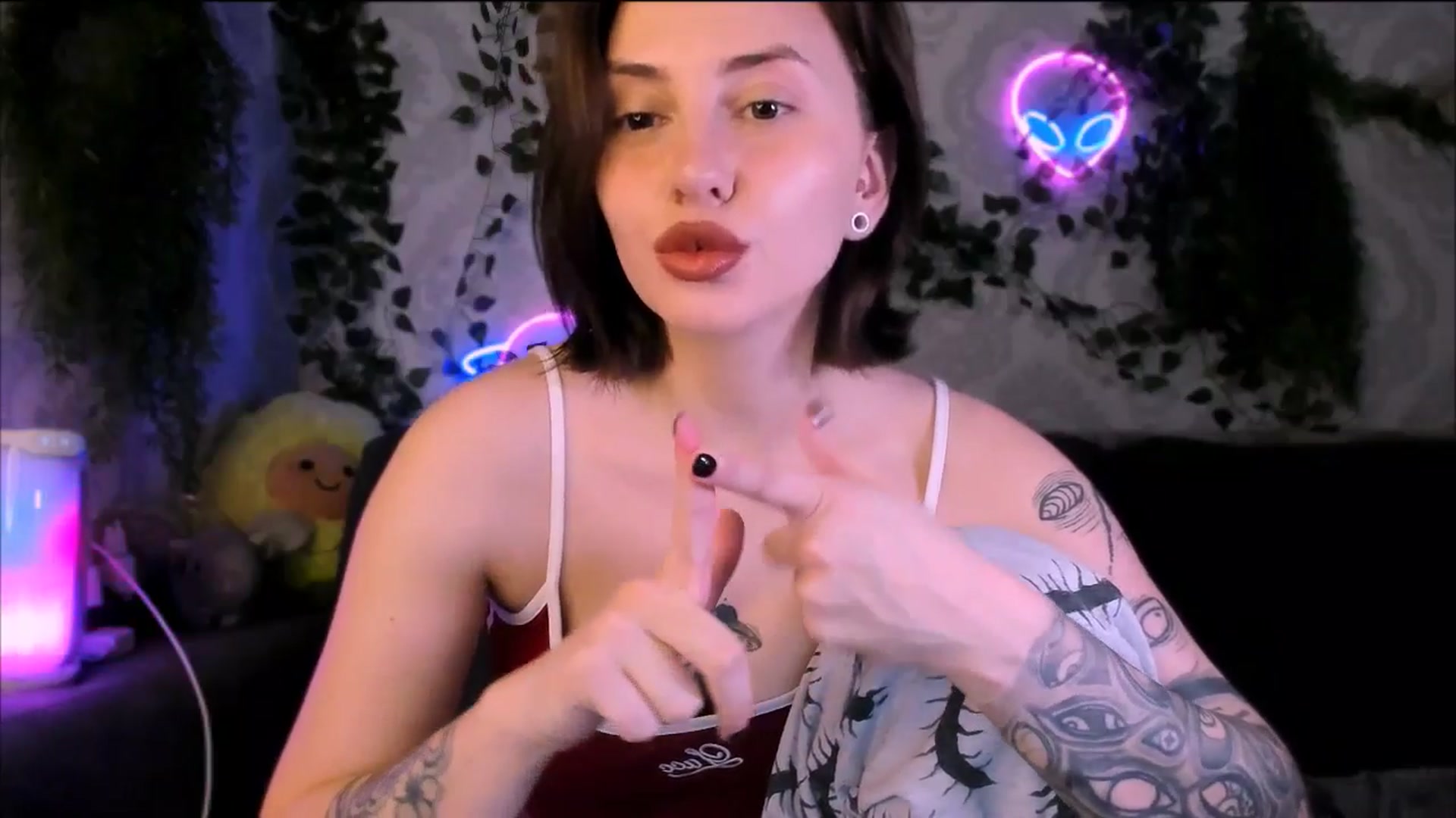 Gallery image thumbnail from Alien_Eva's myfreecams stream on, 10/26/2025, 01:50 image 17 of 20