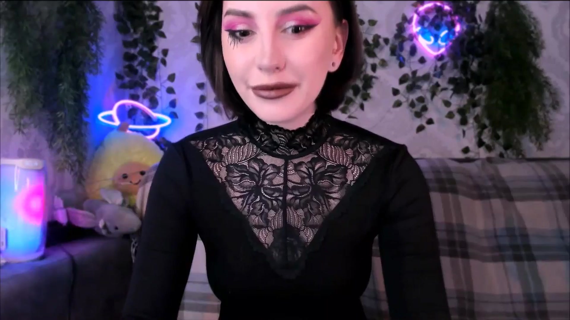 Gallery image thumbnail from Alien_Eva's myfreecams stream on, 10/31/2025, 02:16 image 8 of 20