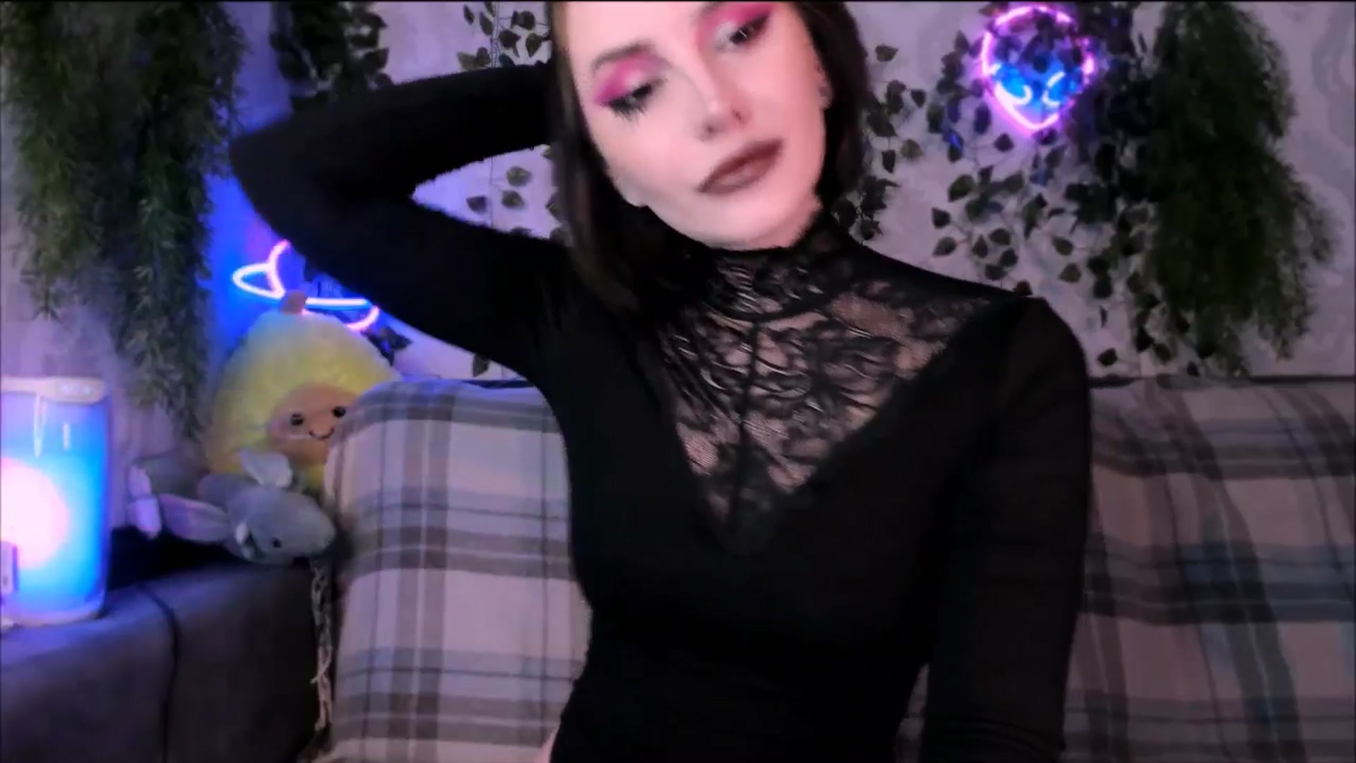 Gallery image thumbnail from Alien_Eva's myfreecams stream on, 10/31/2025, 02:16 image 4 of 20