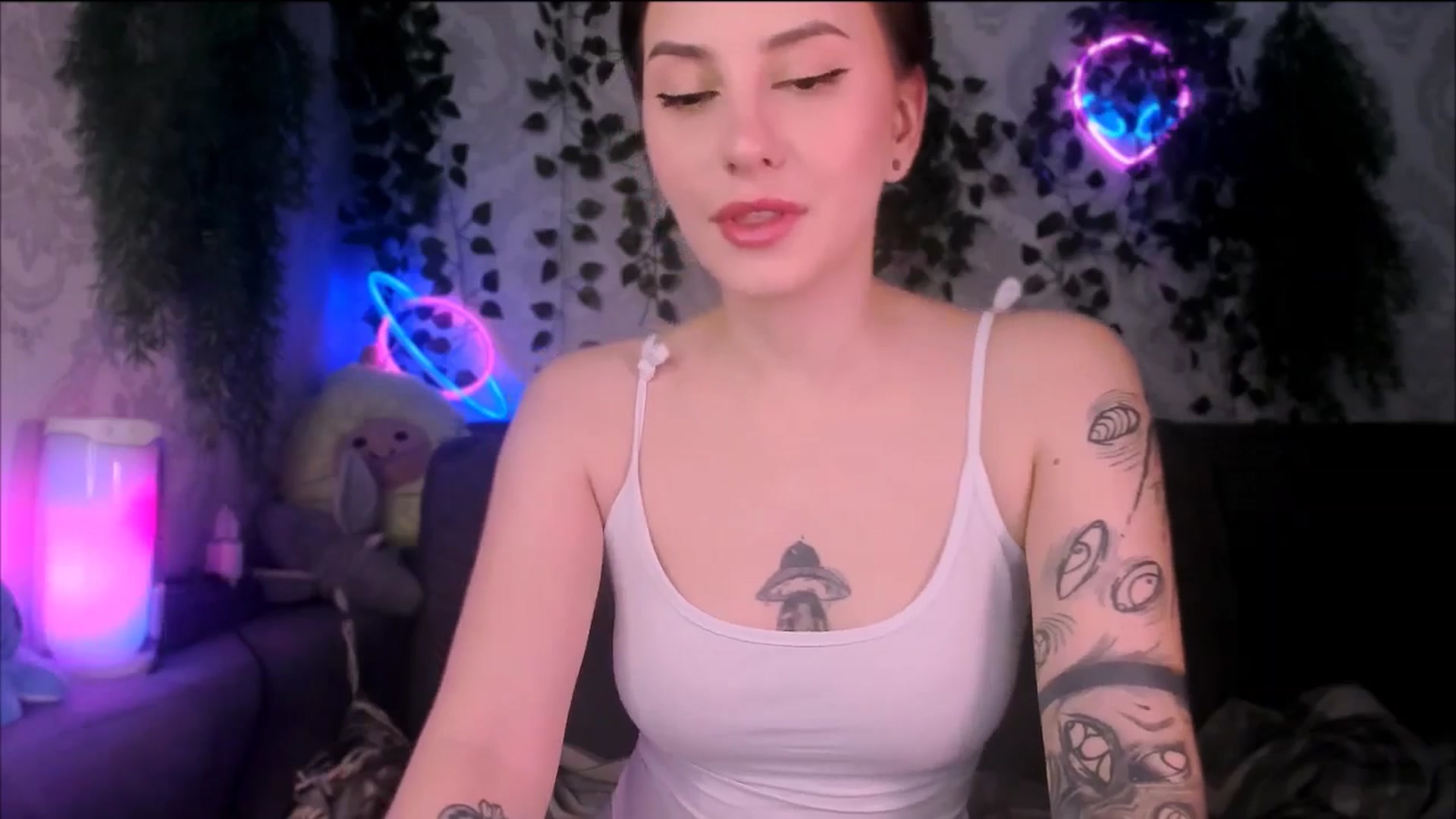 Gallery image thumbnail from Alien_Eva's myfreecams stream on, 11/02/2025, 01:47 image 20 of 20